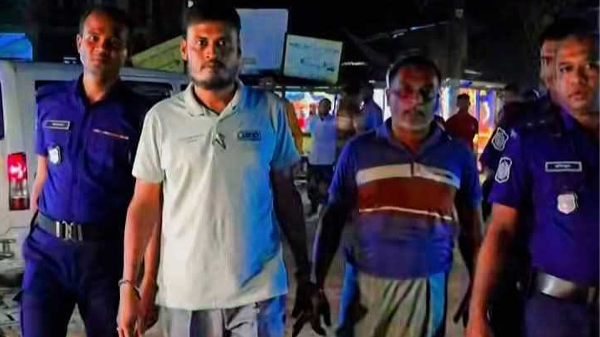 সন্ত্রাসী কর্মকাণ্ডের অভিযোগে বাউফলে দুই নেতাকে গ্রেফতার