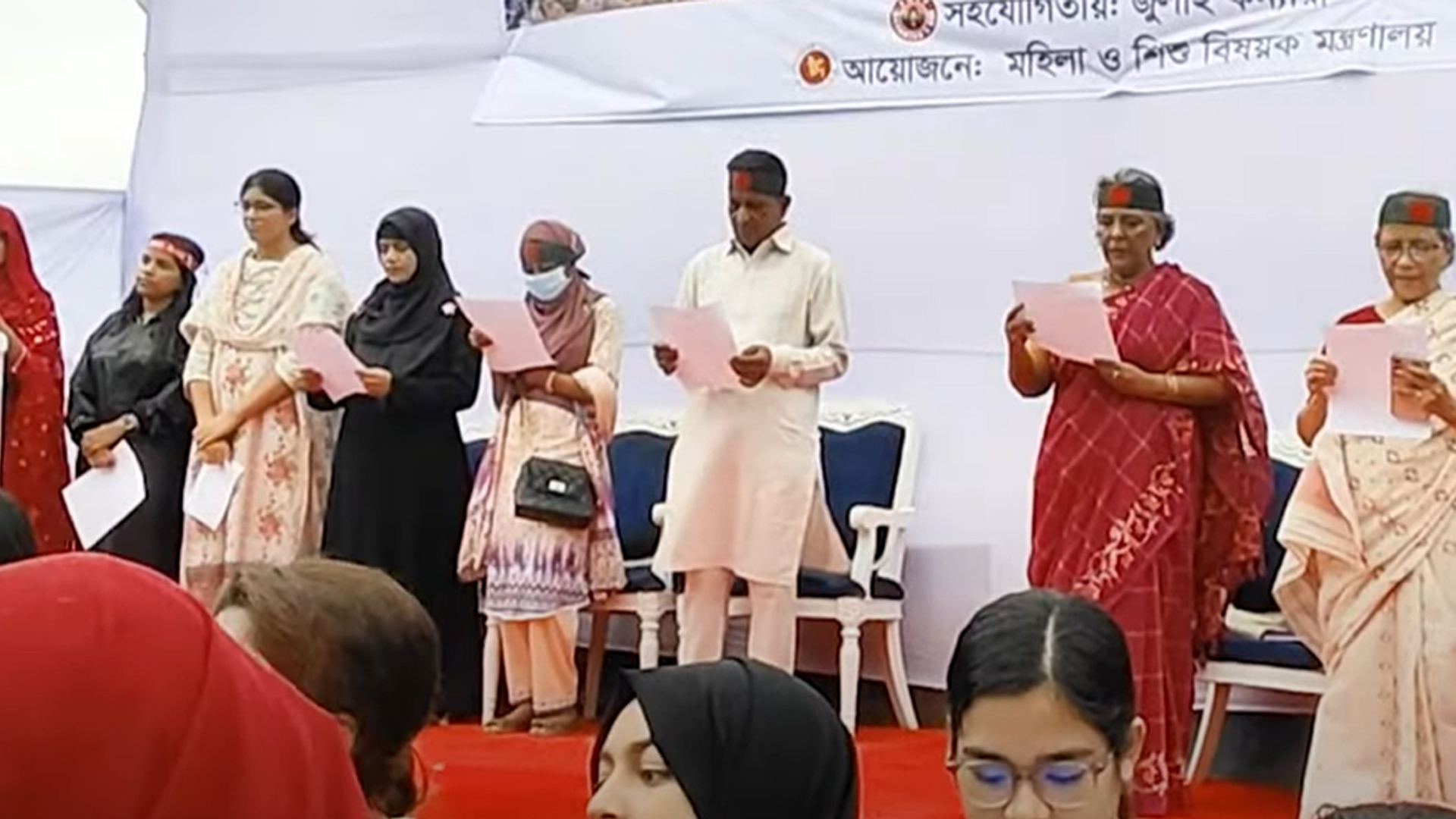 নিরাপদ বিচরণ নিশ্চিতে শপথ নিলেন জুলাই-কন্যারা