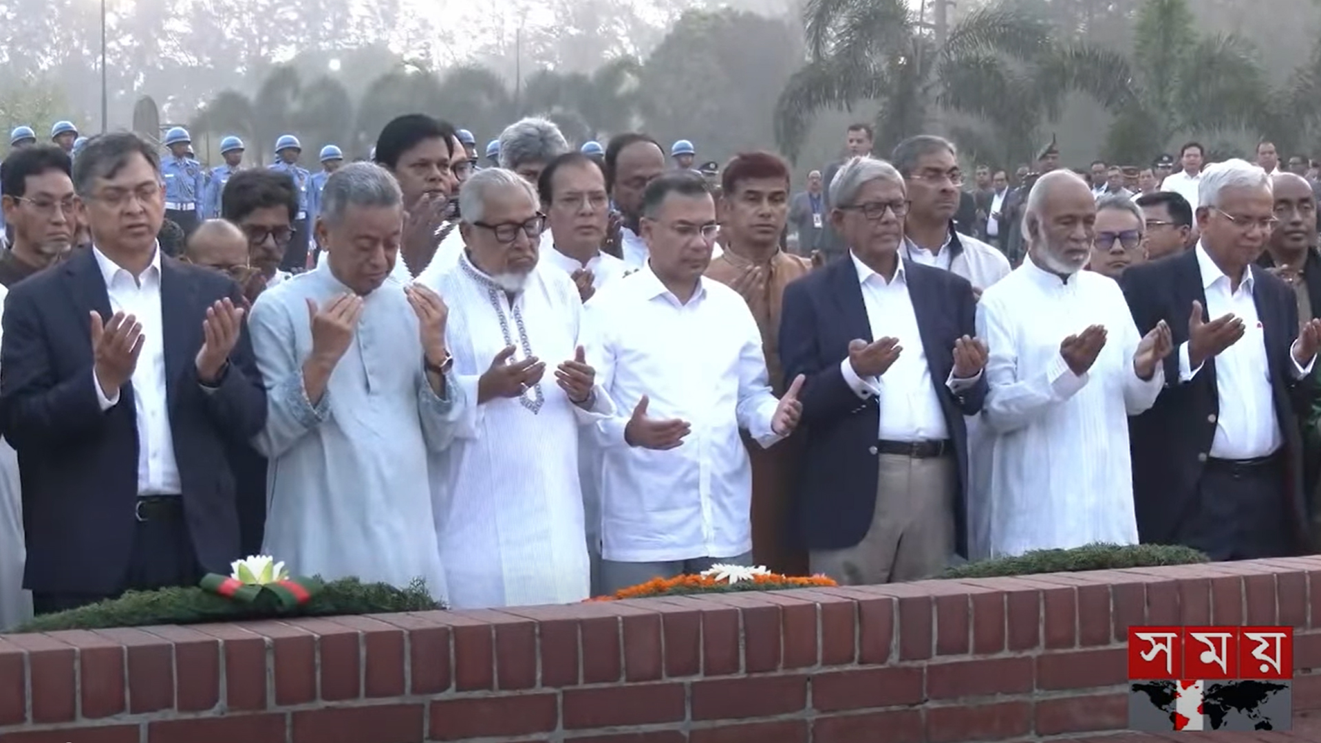 স্বাধীনতা দিবসে স্মৃতিসৌধে বীর শহীদদের প্রতি বিএনপির শ্রদ্ধা