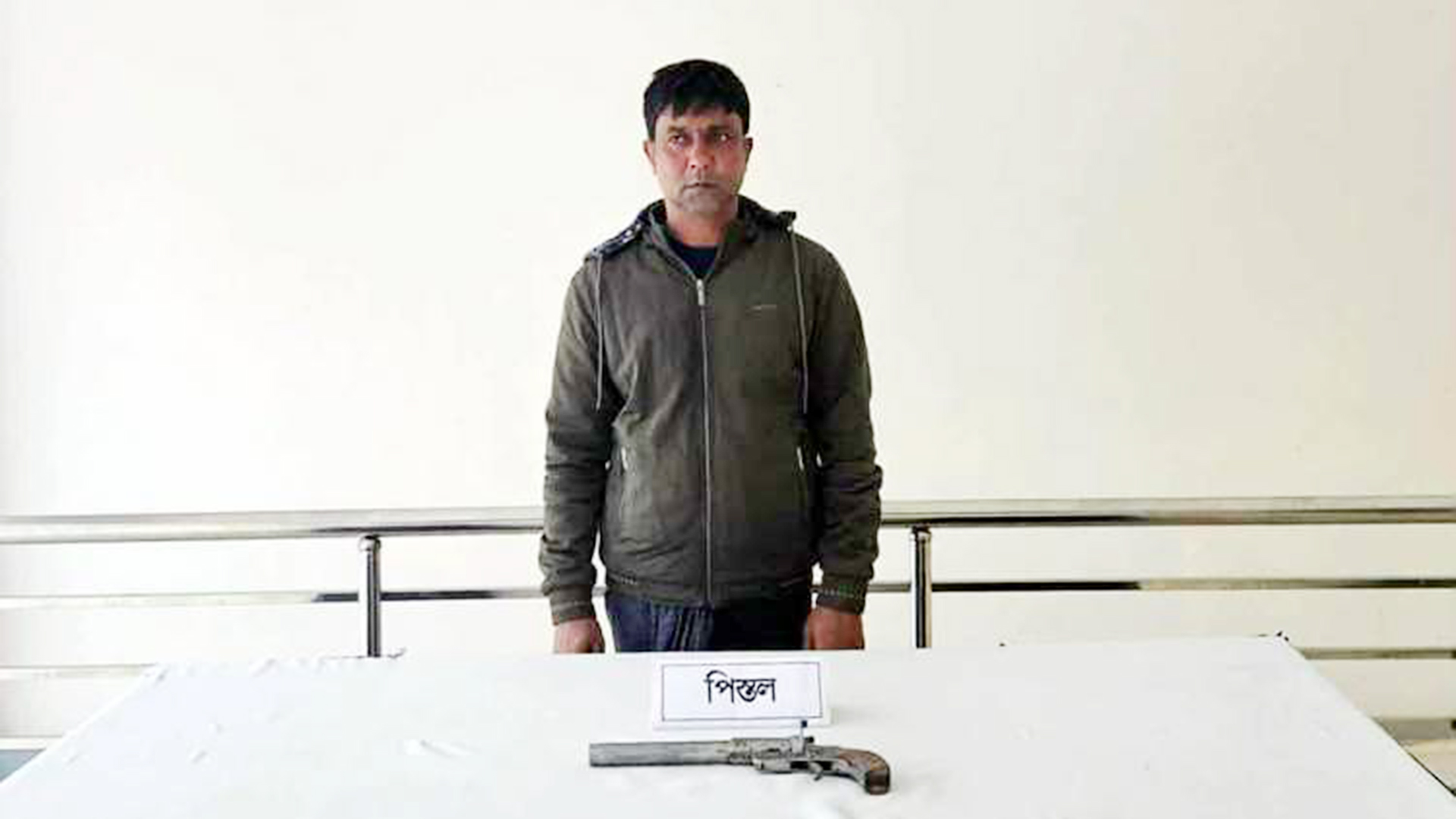 মেহেরপুরে অস্ত্রসহ যুবদল নেতা গ্রেফতার