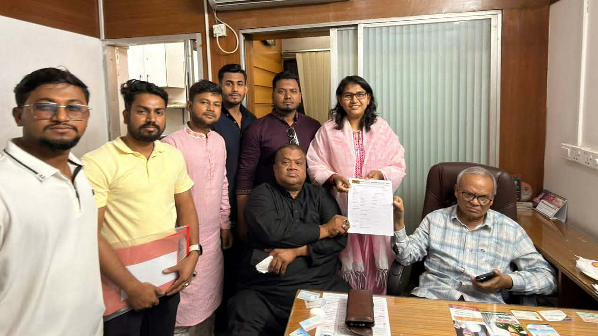 সংরক্ষিত নারী আসনে প্রথম দিন বিএনপির মনোনয়ন ফরম নিলেন ৫৪৪ জন