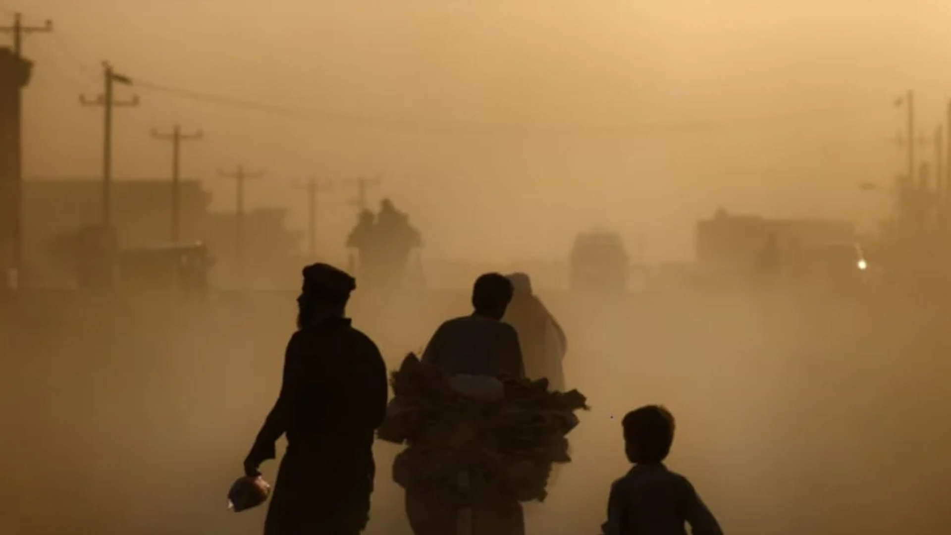 কাবুলের বাতাসে ভয়াবহ দূষণ, ঢাকার পরিস্থিতি কী?