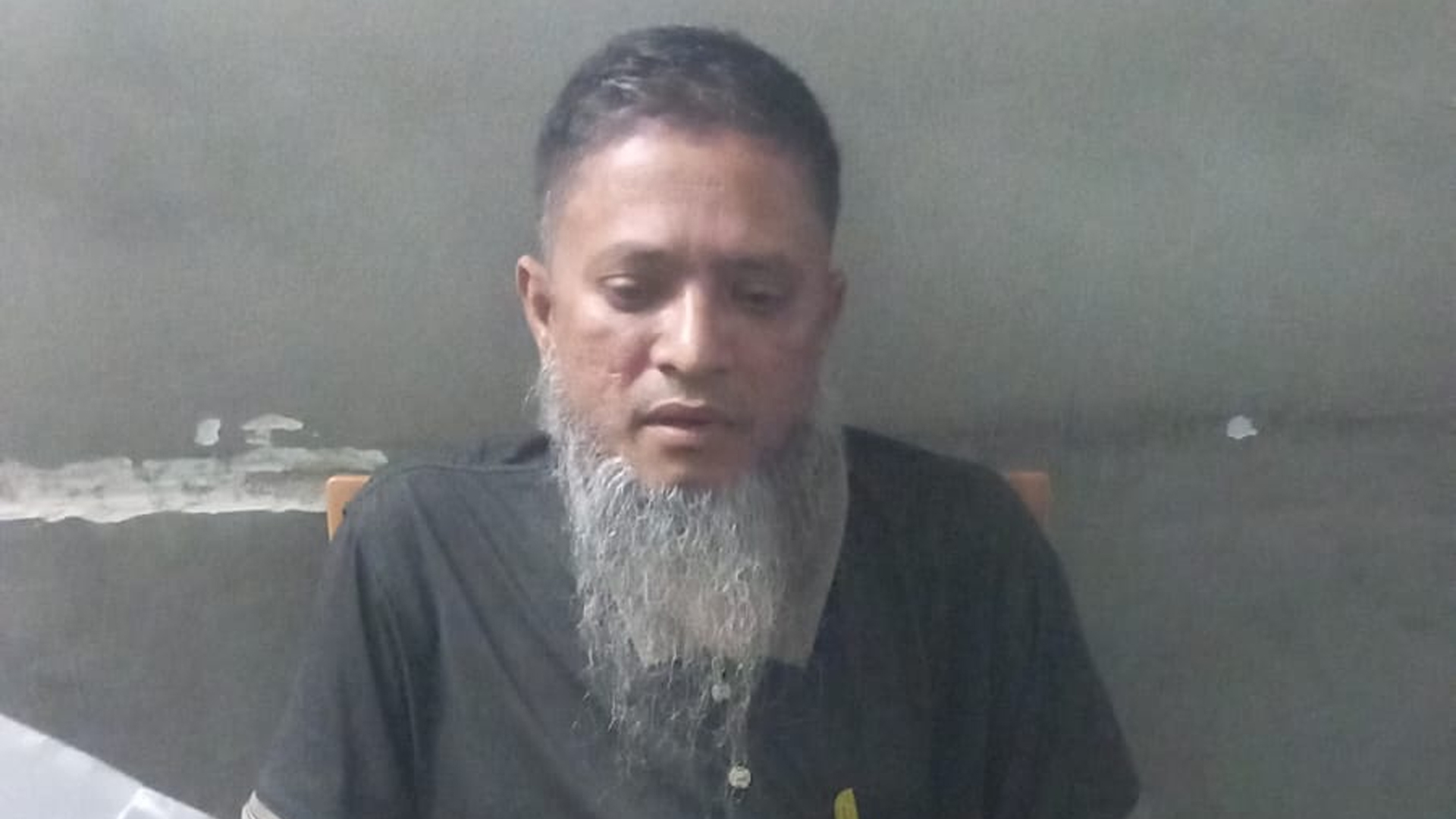 স্বরাষ্ট্রমন্ত্রীর দফতরের জাল সিল তৈরির চেষ্টা, আটক ১