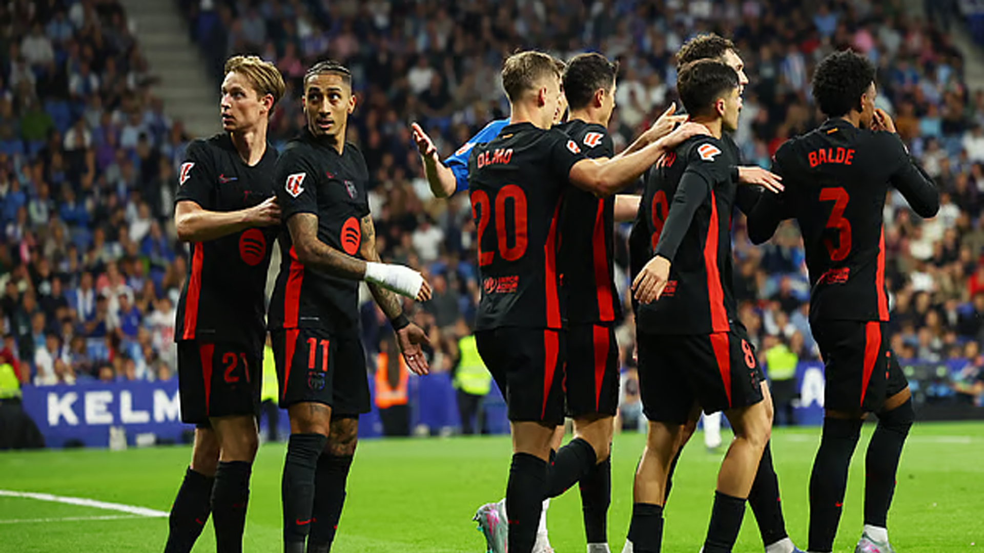 গত মৌসুমে বার্সেলোনার লোকসান ২৪২ কোটি টাকা