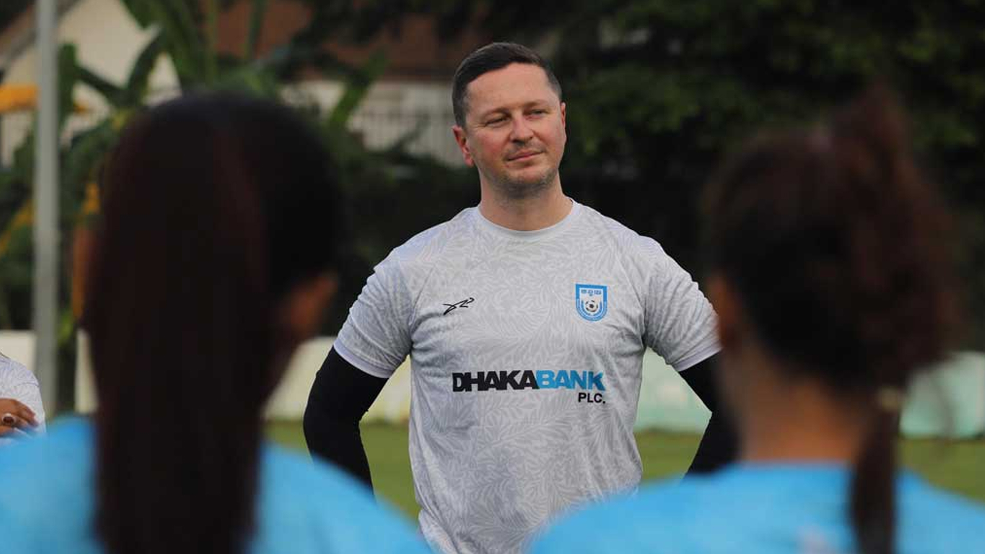 নারী দলে যোগ দিলেন স্পোর্টস সায়েন্সে পিএইচডি করা অস্ট্রেলিয়ান ফিজিও