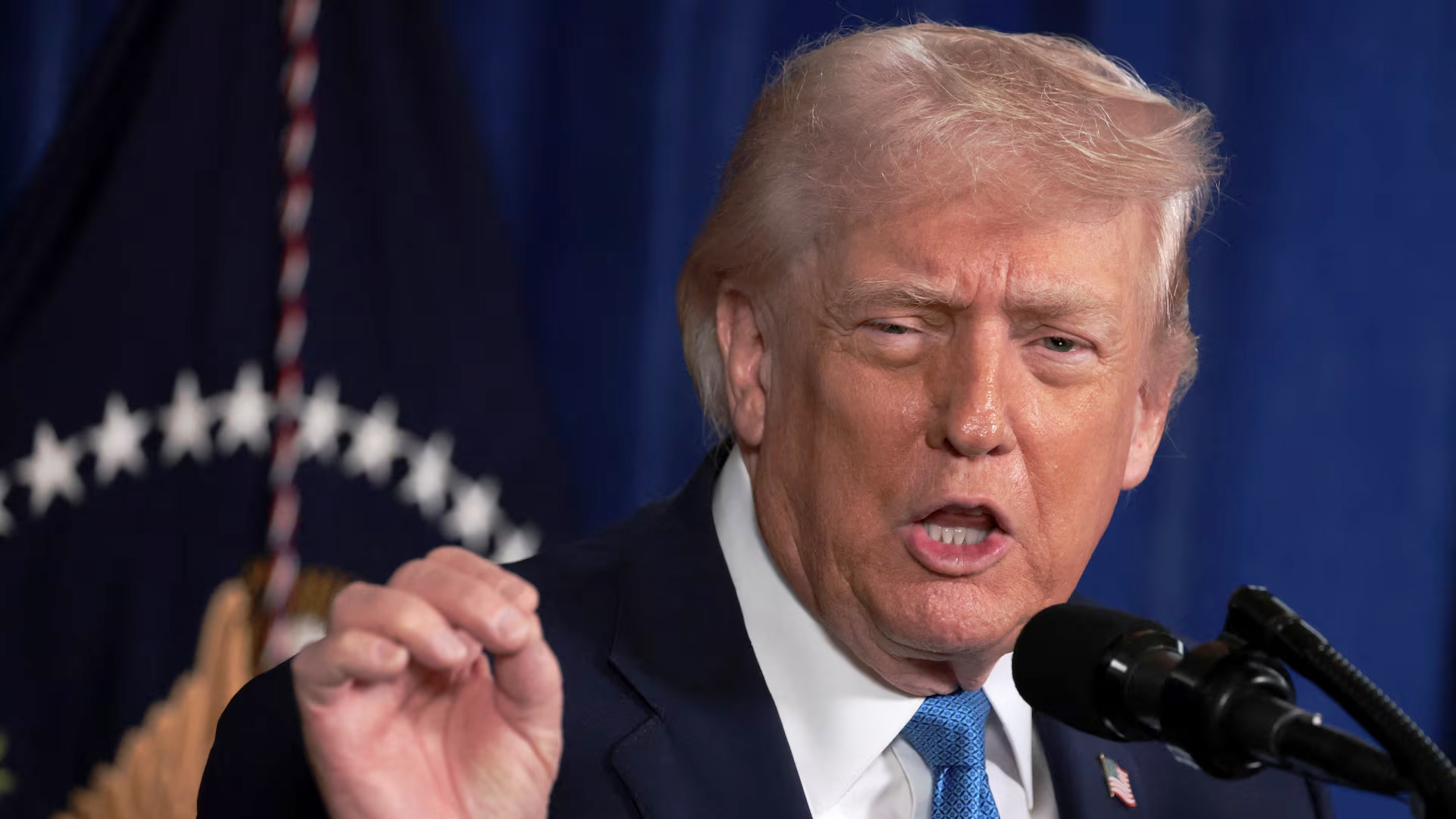 ইরানকে সাহায্য করলেই চীনের ওপর ৫০ শতাংশ শুল্ক, হুমকি ট্রাম্পের