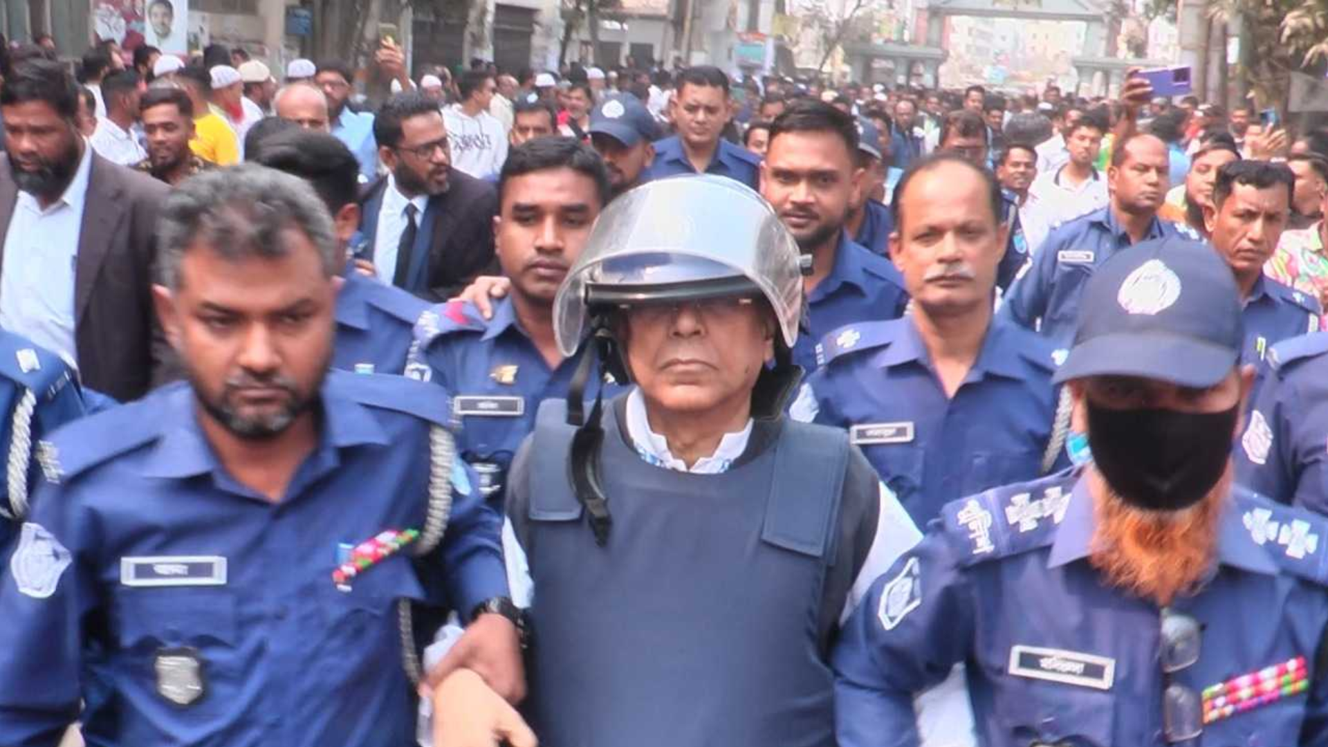 নতুন মামলায় গ্রেফতার আনিসুল, সালমান ও সুমনসহ অনেকে