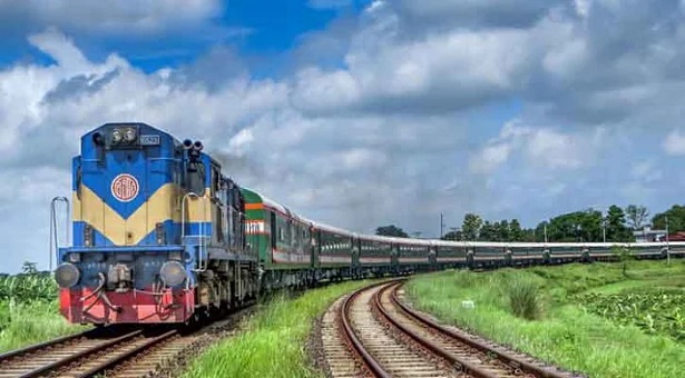 চলবে ট্রেন, টিকিট অনলাইনে