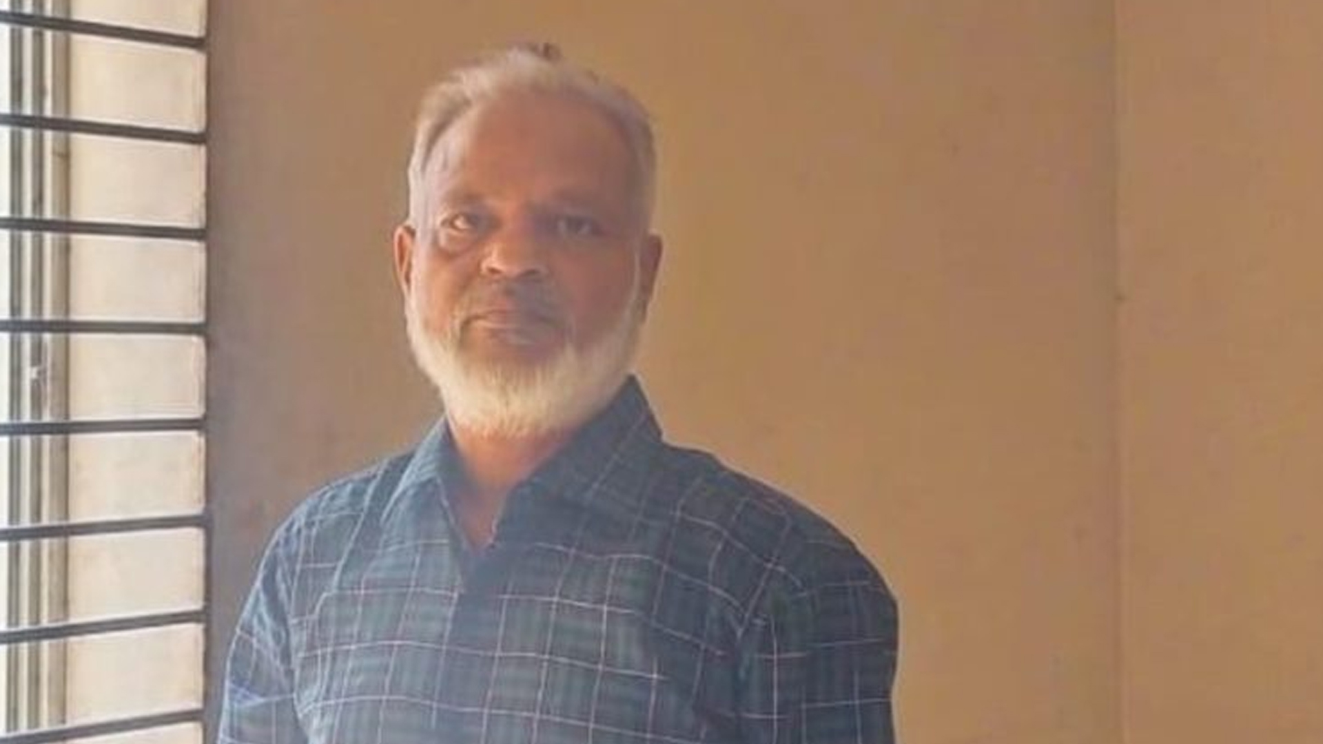 ১৪ হাজার কোটি টাকা লেনদেন: লাক মিয়াকে দুদকের জিজ্ঞাসাবাদ