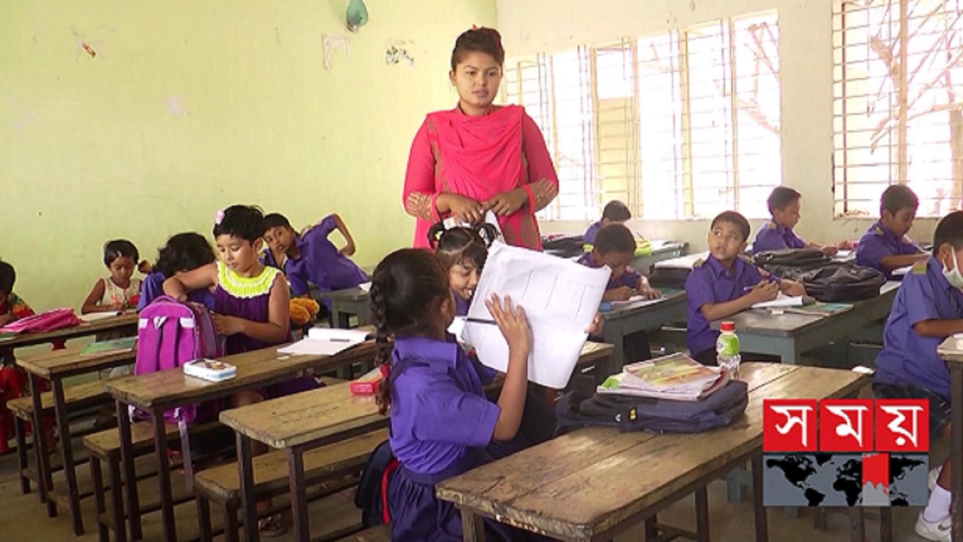 প্রাথমিকের শিক্ষার্থীরা কবে পাচ্ছে ইউনিফর্ম-জুতো ও স্কুল ব্য