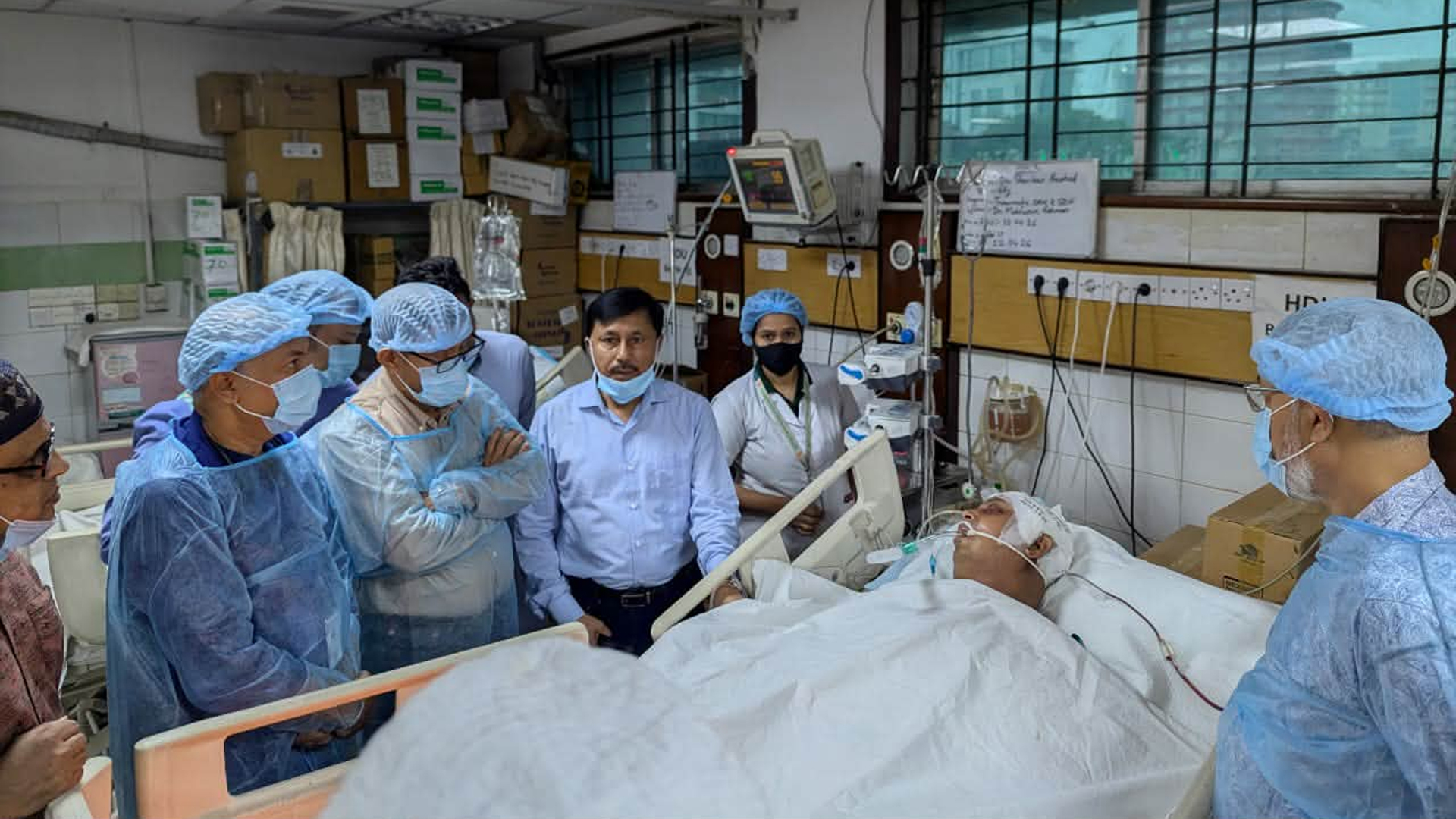 ডা. শংকরের চিকিৎসার দায়িত্ব নিতে প্রধানমন্ত্রীর নির্দেশ