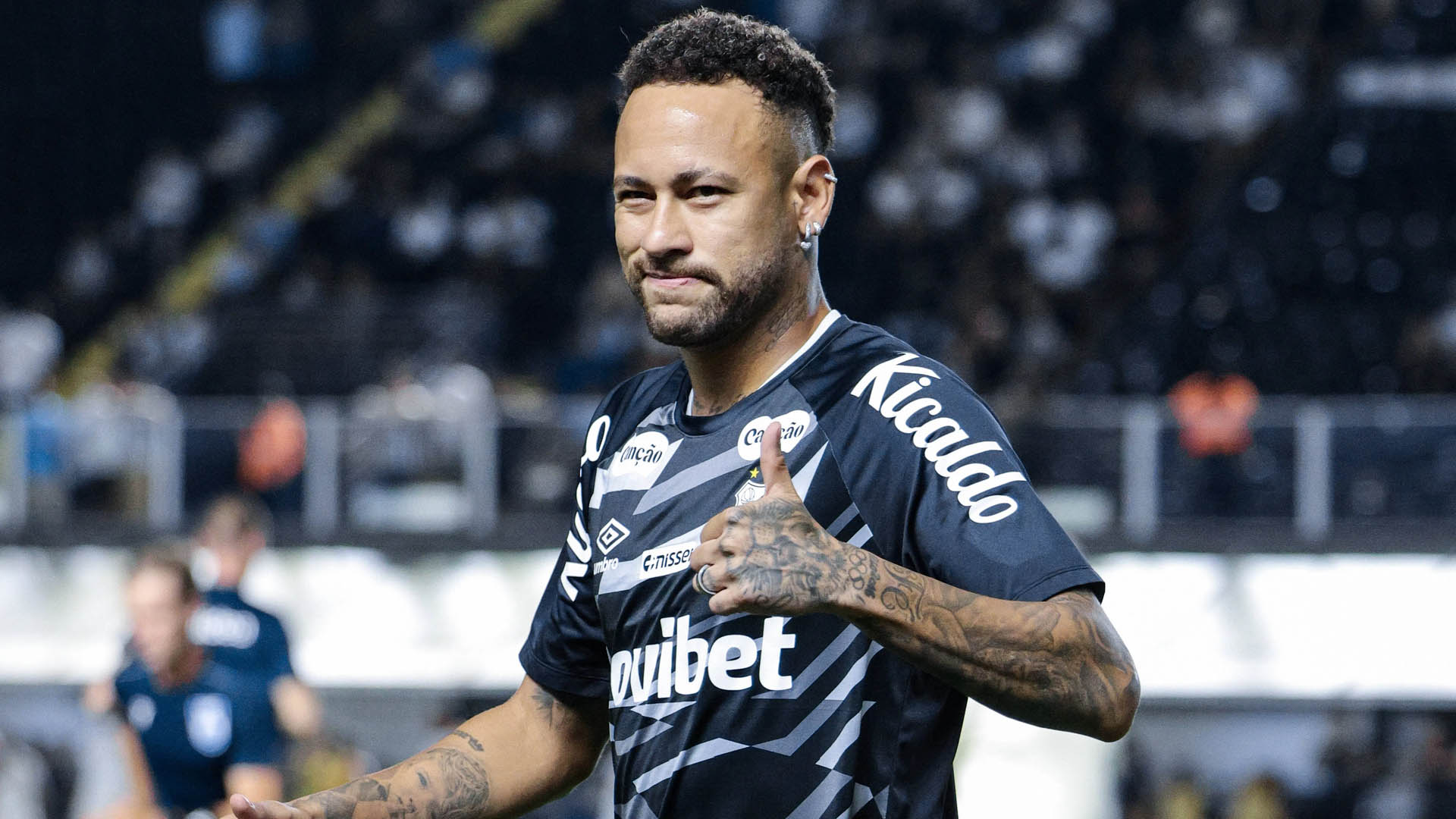 মেসিদের লিগে যাওয়ার প্রশ্নে যা বললেন নেইমার