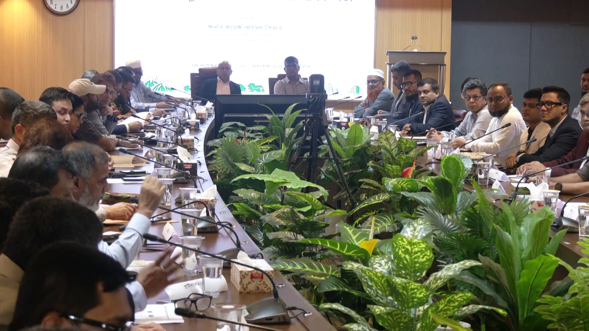 গুলশানে ডিজিটাল স্ক্রিনে জুয়ার বিজ্ঞাপন, যে নির্দেশ দিলেন প্রধান উপদেষ্টার বিশেষ সহকারী