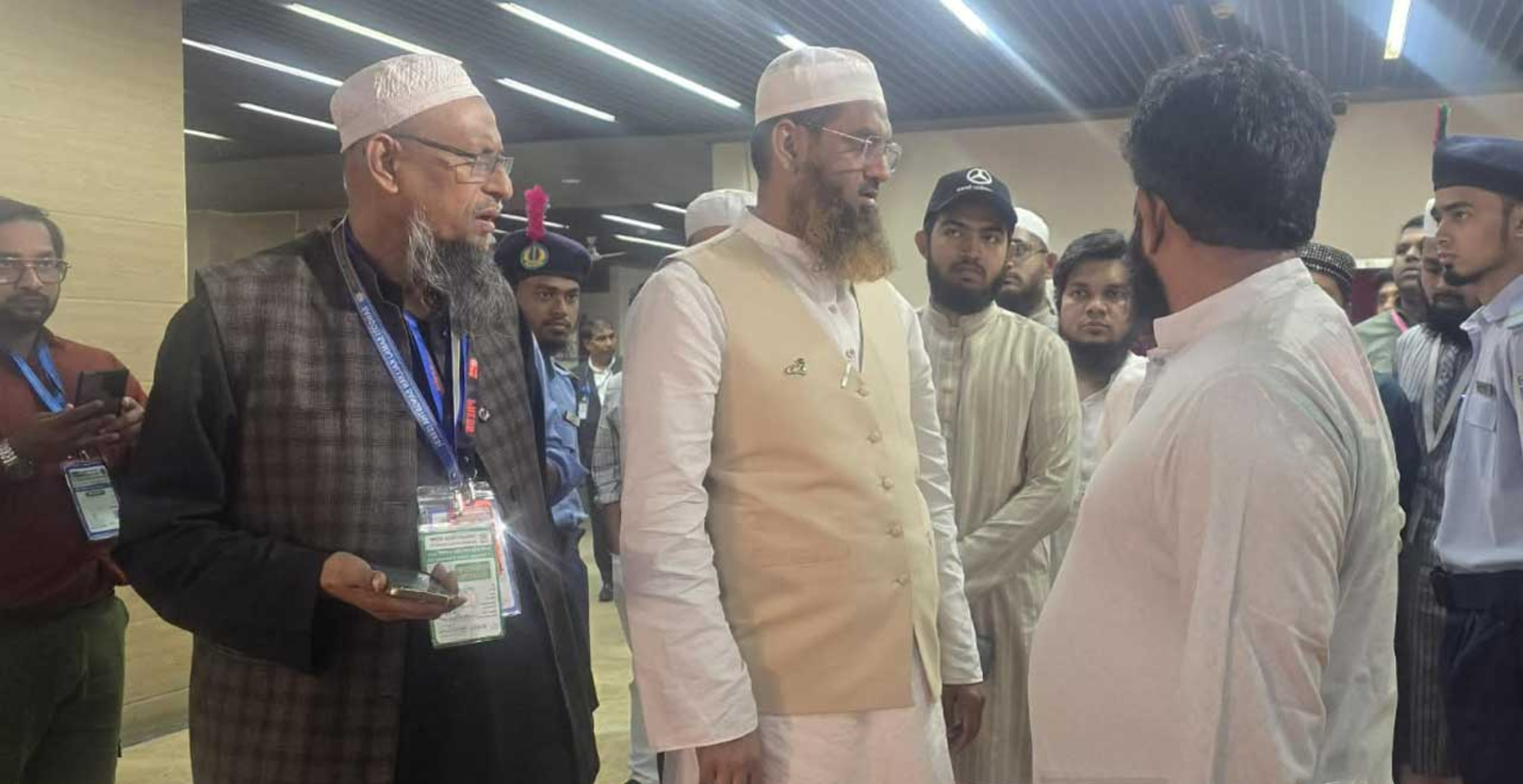 ভোট কারচুপির অভিযোগে ইসিতে মাওলানা মামুনুল হক