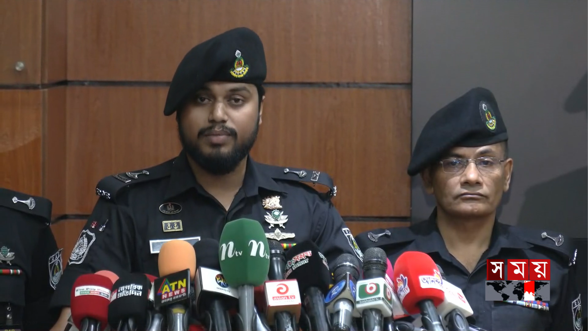 কুমিল্লায় ১২ জন নিহতের ঘটনায় গেটম্যান গ্রেফতার, অবহেলার দায় স্বীকার