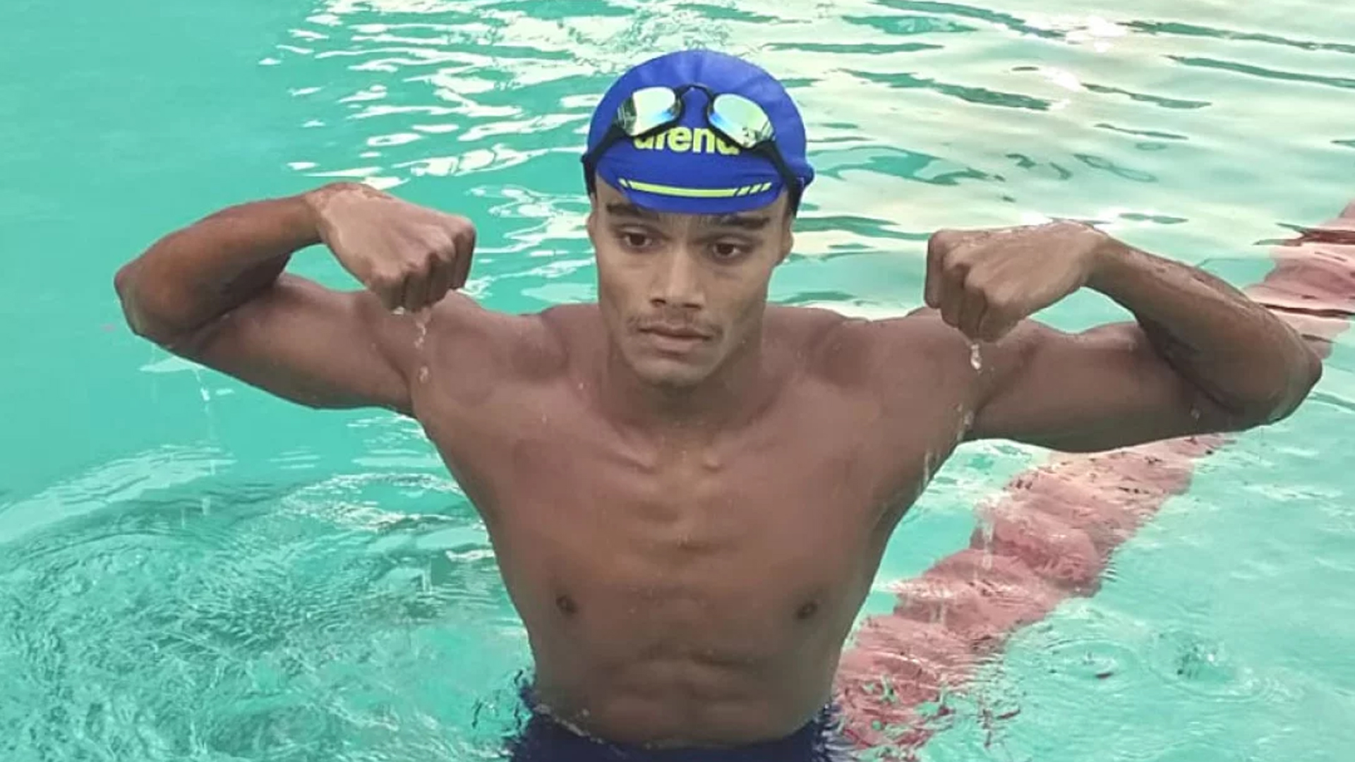 জাতীয় সাঁতার প্রতিযোগিতায় একাধিক রেকর্ড গড়লেন রাফি