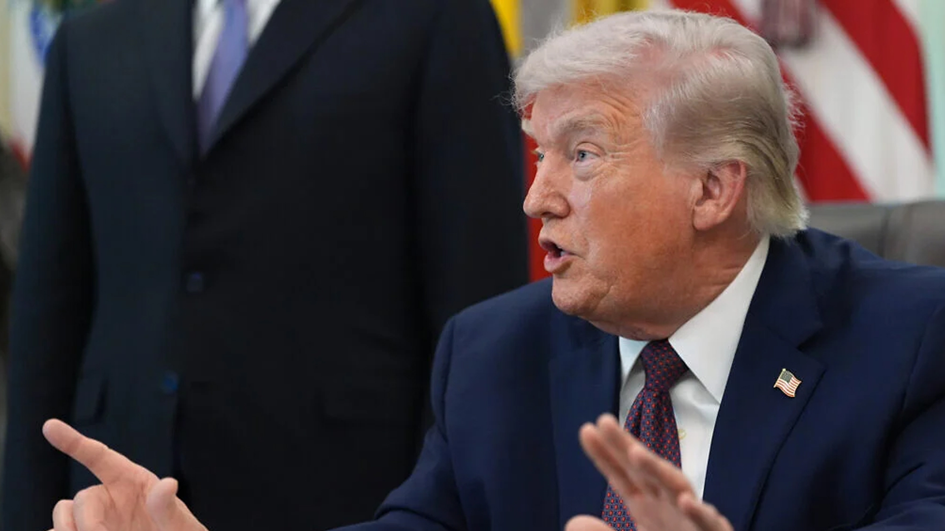 ইরান ইস্যুতে জাতির উদ্দেশে ‘গুরুত্বপূর্ণ বার্তা’ দেবেন ট্রাম্প