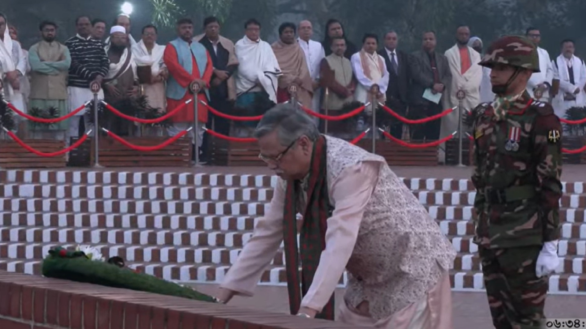 জাতির শ্রেষ্ঠ সন্তানদের প্রতি রাষ্ট্রপতির শ্রদ্ধা নিবেদন