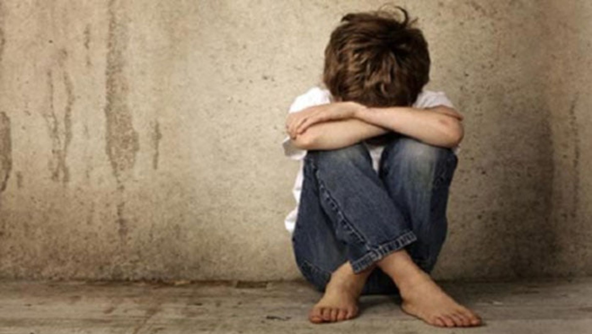 যে ৪ কাজে মহান আল্লাহর লানত বর্ষিত হয়