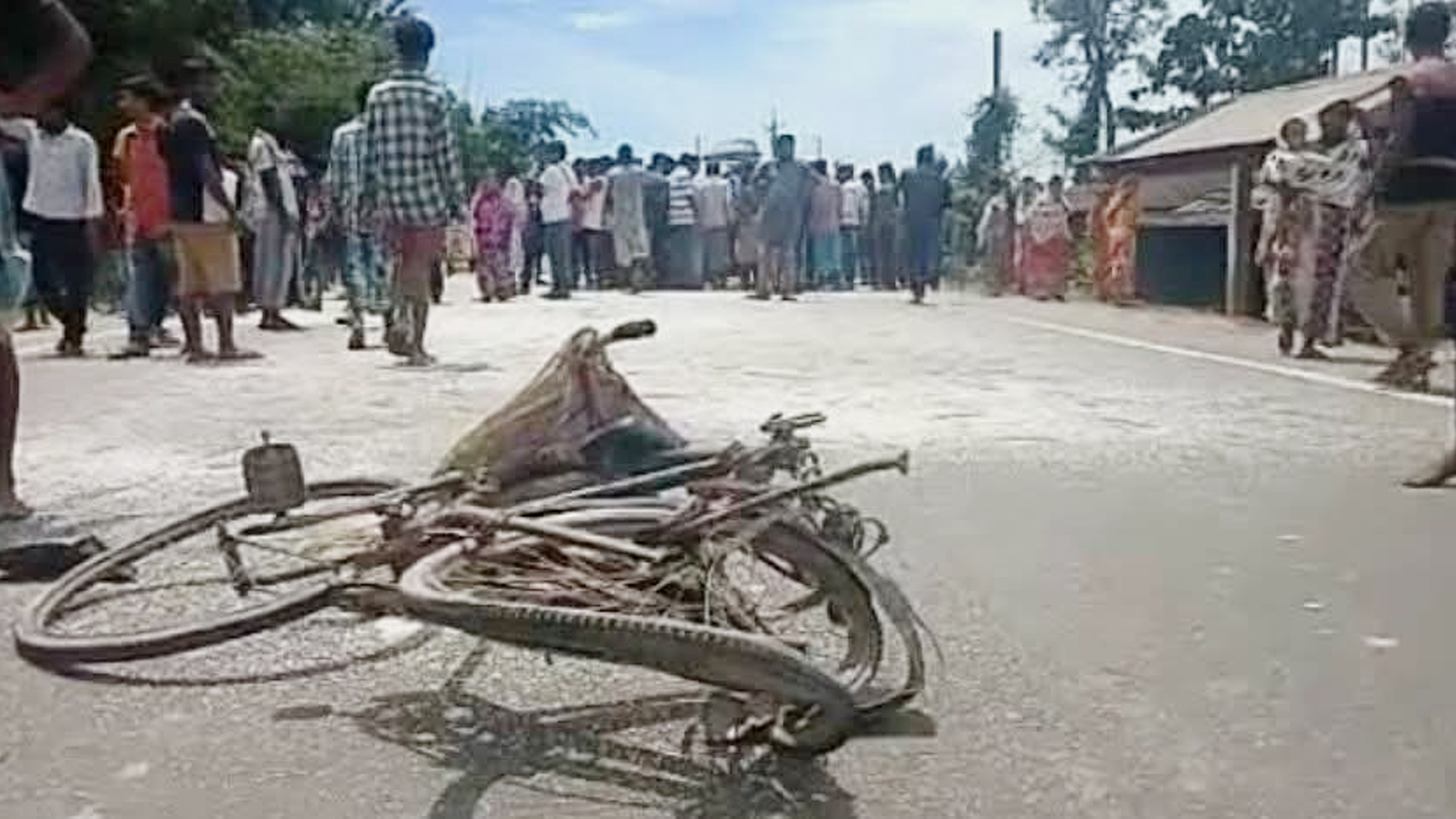 পঞ্চগড়ে পুলিশ সদস্যের মোটরসাইকেলের ধাক্কায় সাইকেল আরোহী নিহত