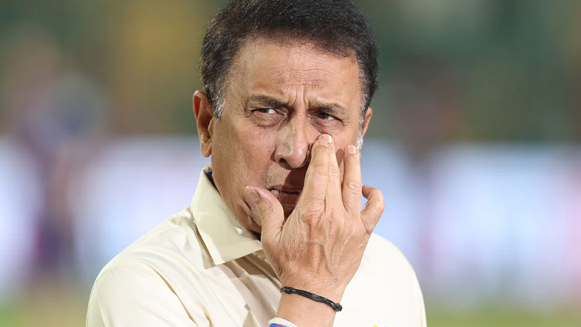 সময় নষ্ট করলে ব্যাটারদেরও শাস্তি চান গাভাস্কার