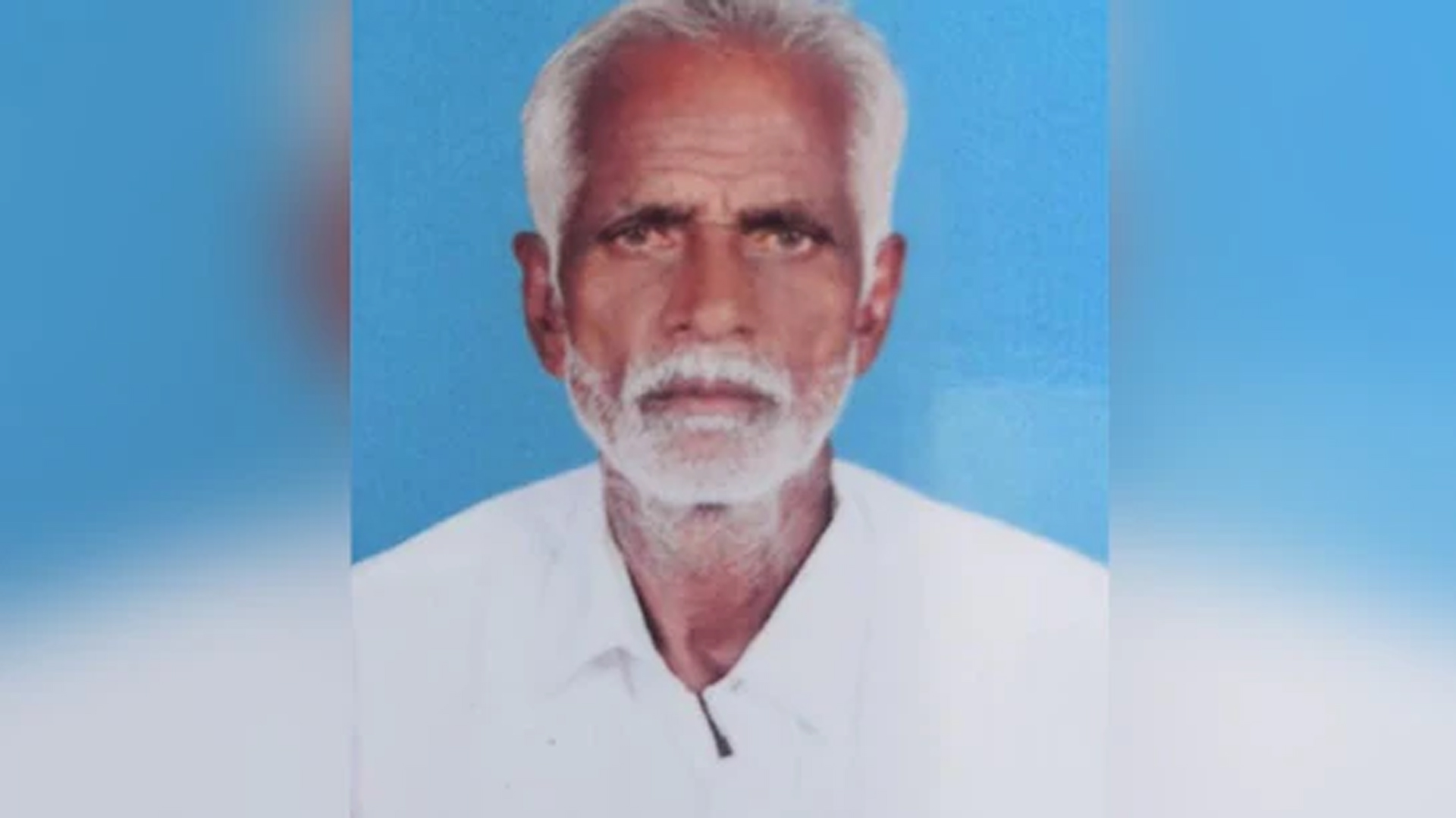 ২ বছর ধরে বেতন পাচ্ছেন না, অফিসের সামনেই নিজেকে শেষ করলেন কর্মচারী