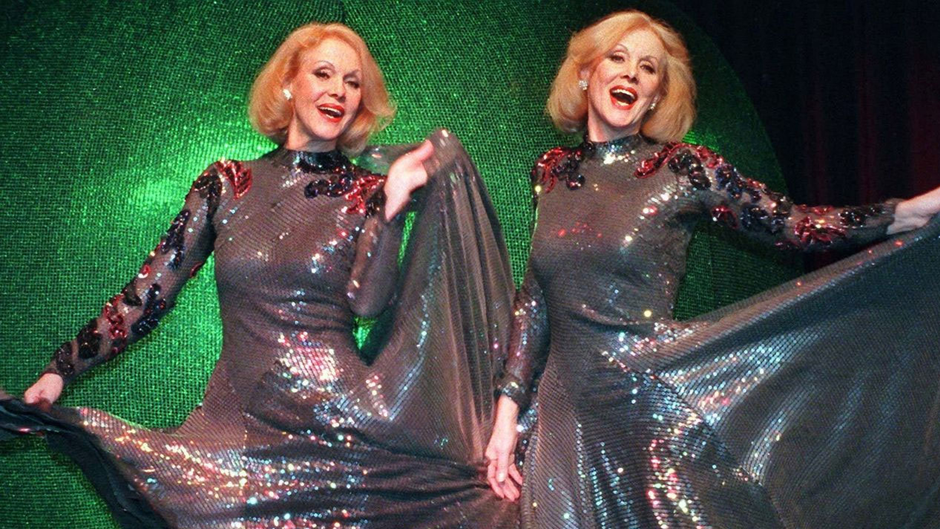 একই দিনে মৃত্যুর ইচ্ছা পূরণ করলেন যমজ শিল্পী