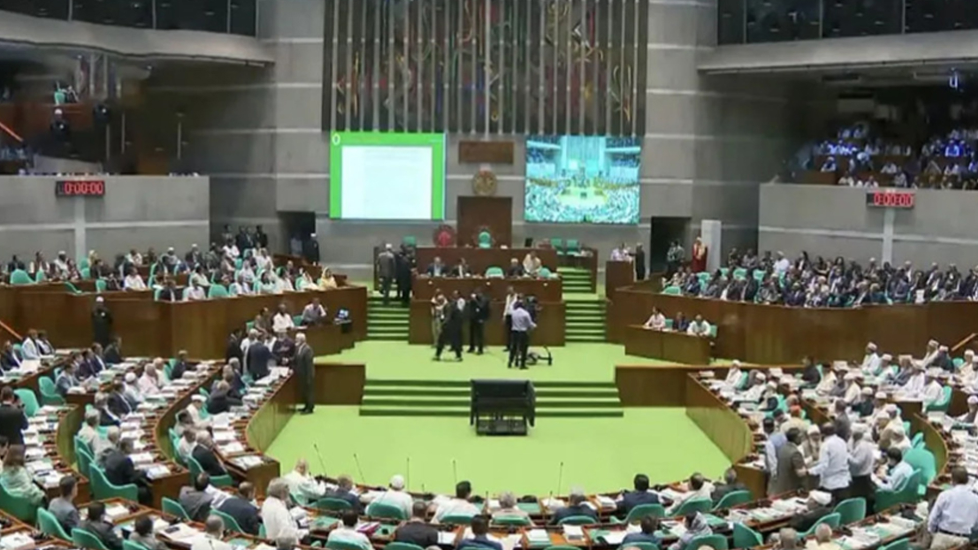 সাউন্ড সিস্টেমে ত্রুটির কারণে ৪০ মিনিটের জন্য সংসদ মুলতবি