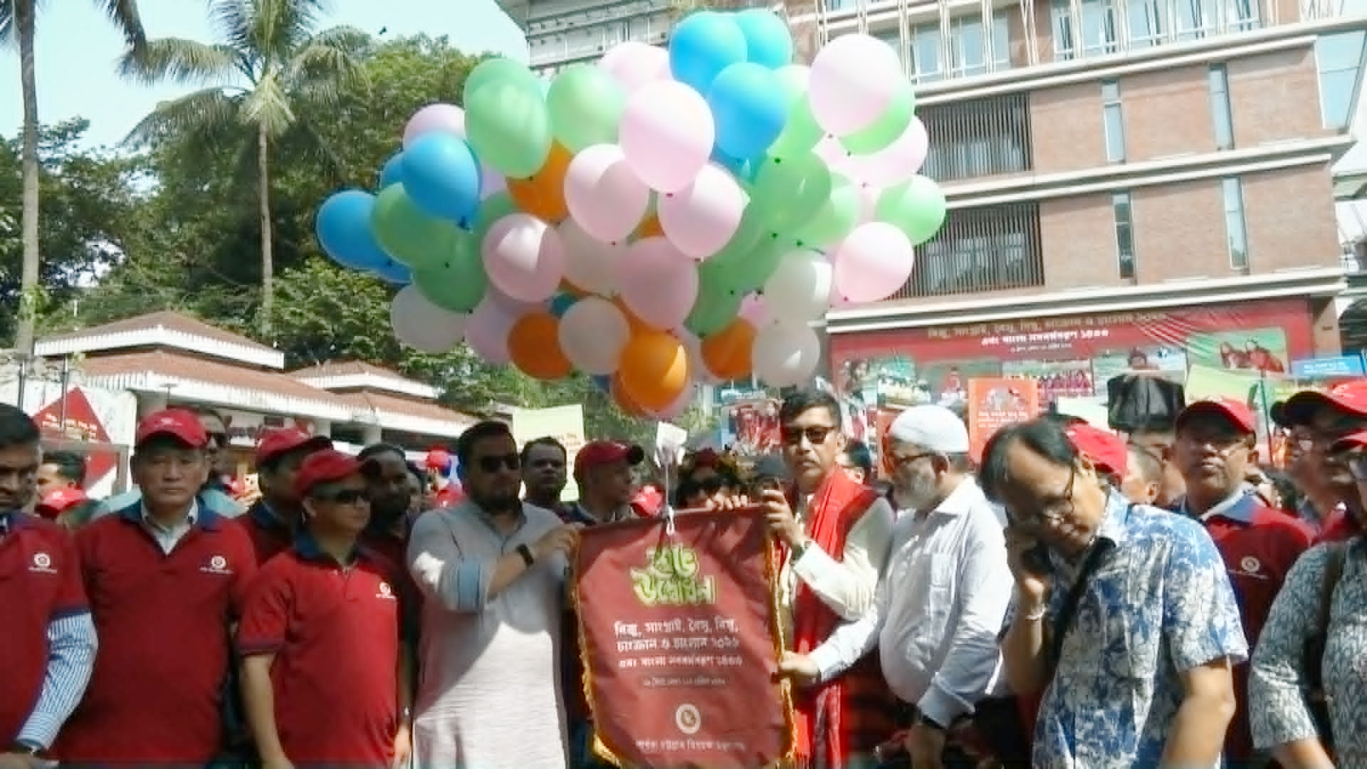 চৈত্রের শেষ প্রহরে দেশজুড়ে উৎসবের ছোঁয়া