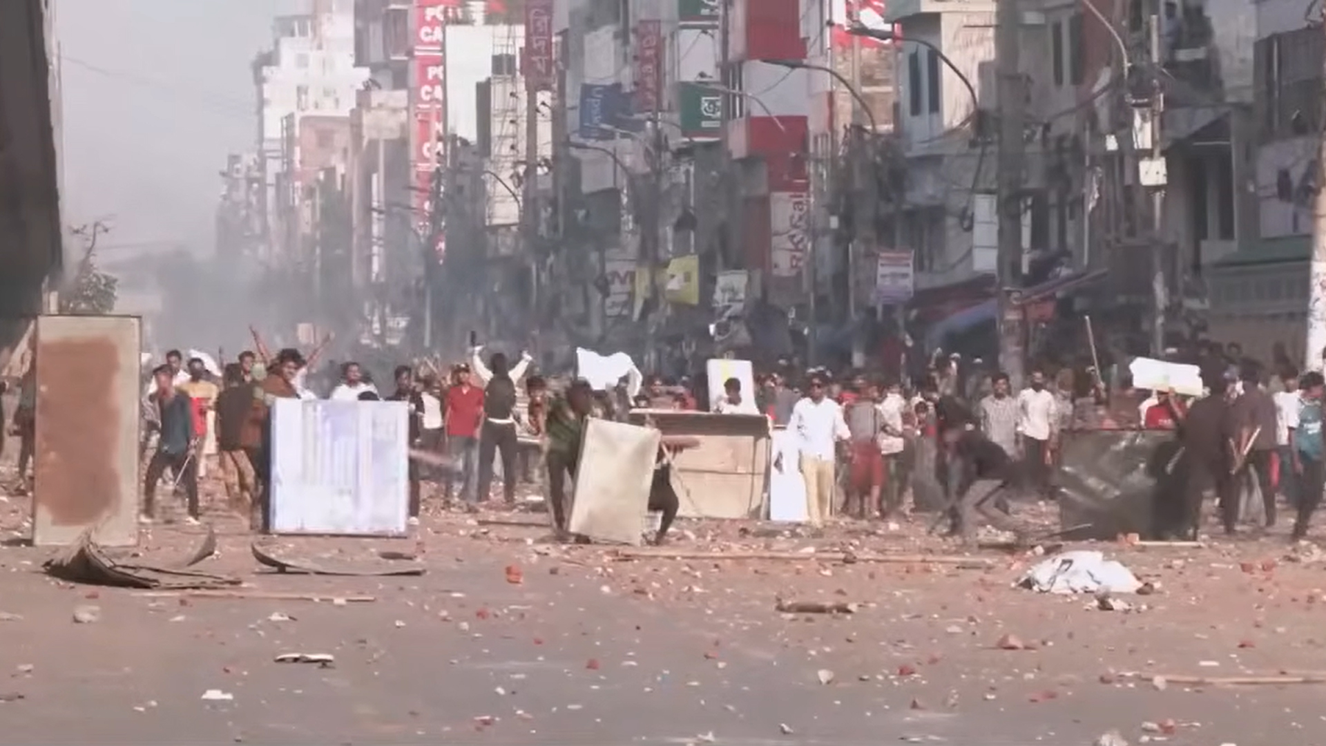 গণহত্যার বিচার দাবি জোরালো, তবে প্রতিহিংসামুক্ত রাজনীতির আহ্বান