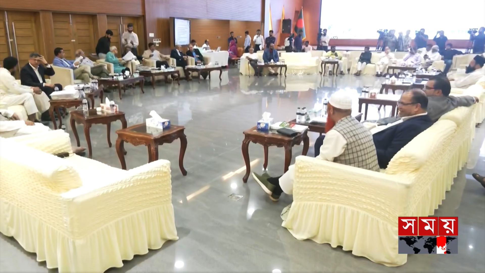 পিআর পদ্ধতি নিয়ে কমিশন বৈঠকে বাদানুবাদ, উত্তেজনা
