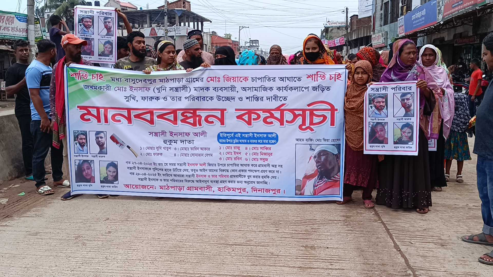 Jennifer Love Xyuitt yalangoch va Britni Spirs