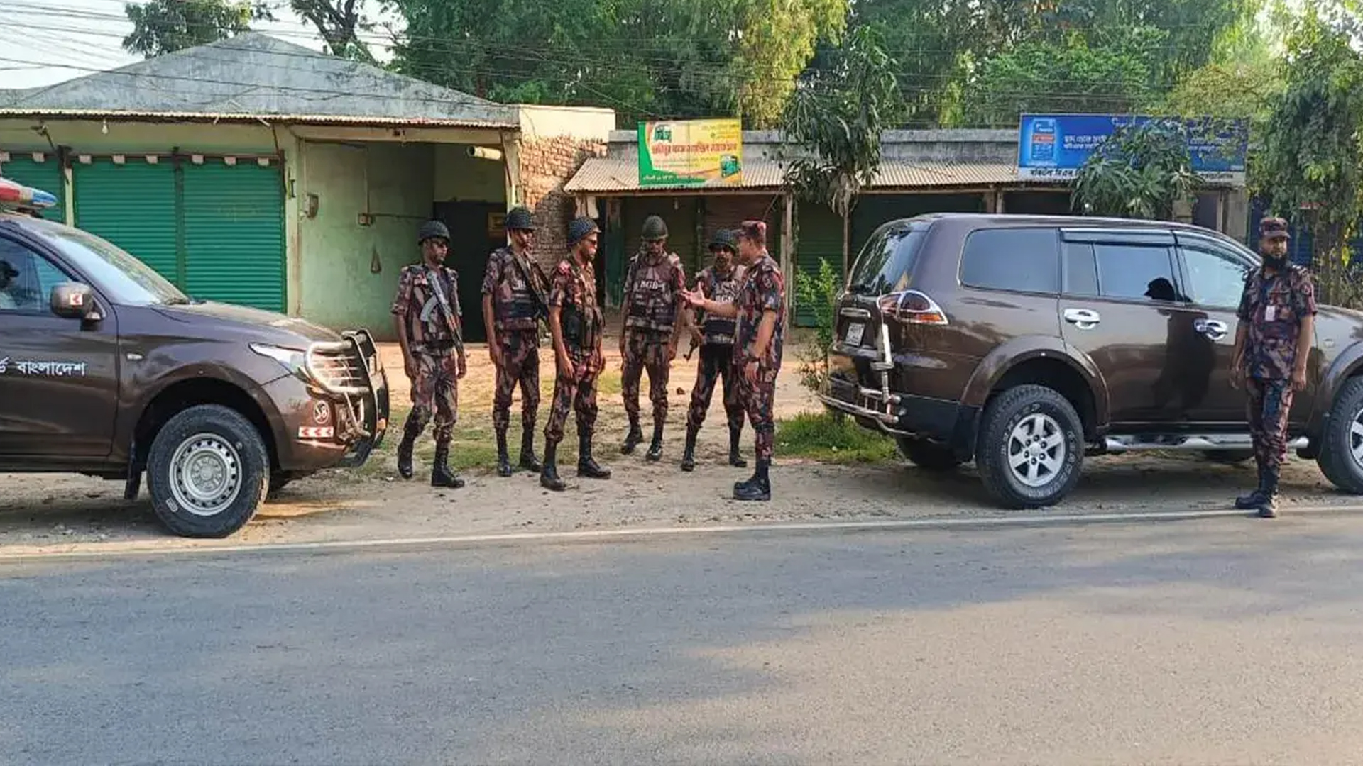 বগুড়া-৬ আসনের উপনির্বাচনে শৃঙ্খলা বজায় রাখতে মোতায়েন হলো বিজিবি