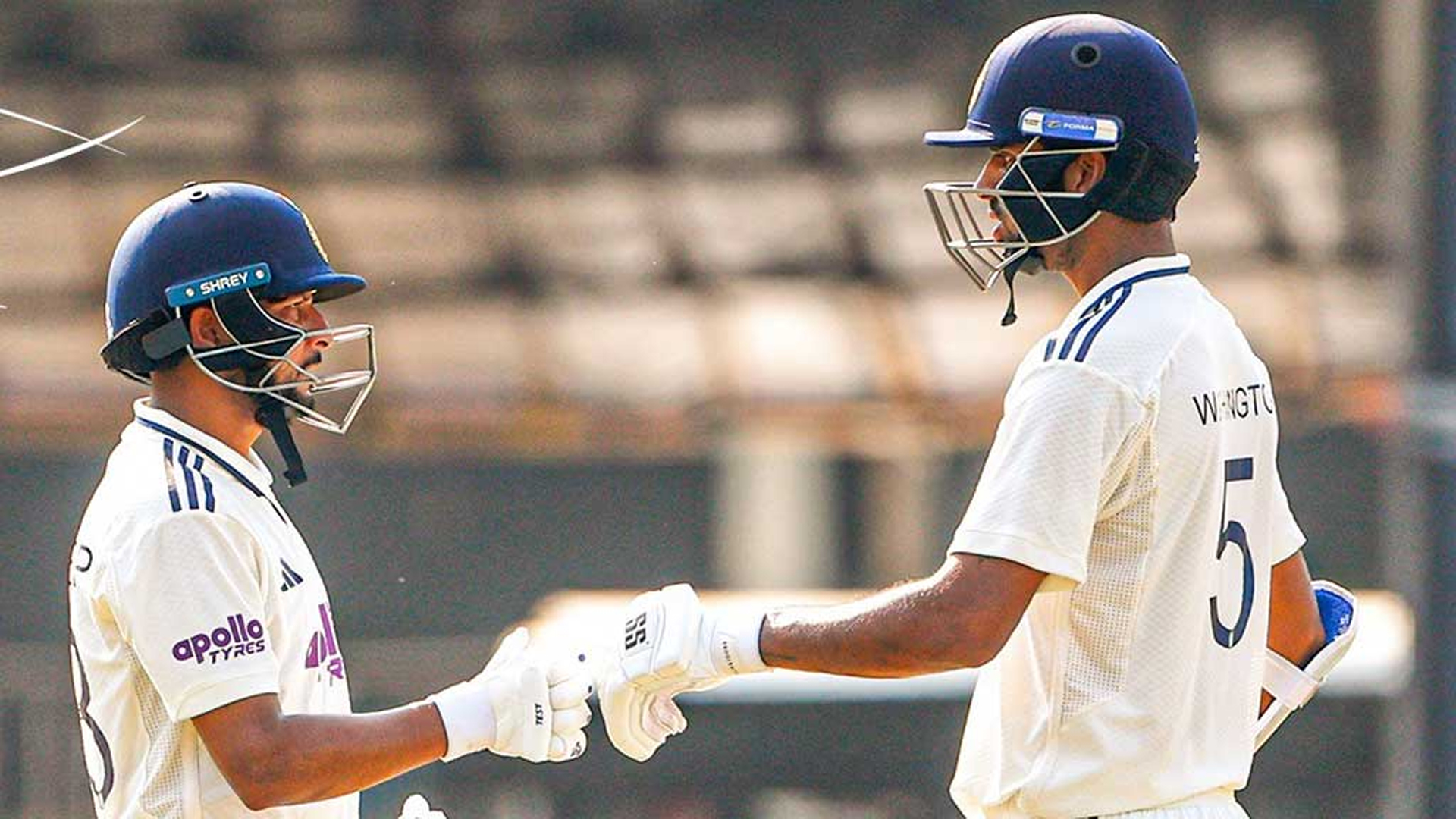 ভারতের ব্যাটিং নিয়ে সমালোচনায় শাস্ত্রী