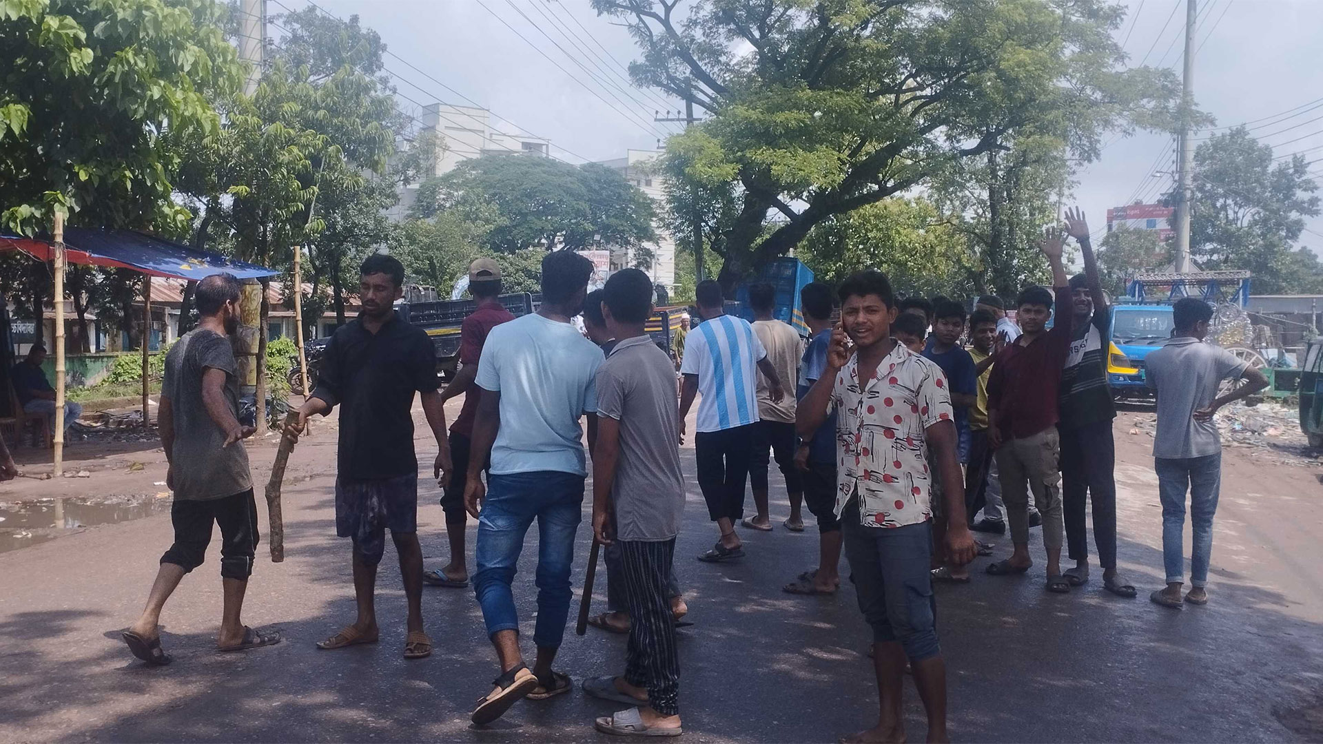 ব্রাহ্মণবাড়িয়া সিএনজি চালকদের কর্মবিরতি, দুর্ভোগে যাত্রীরা