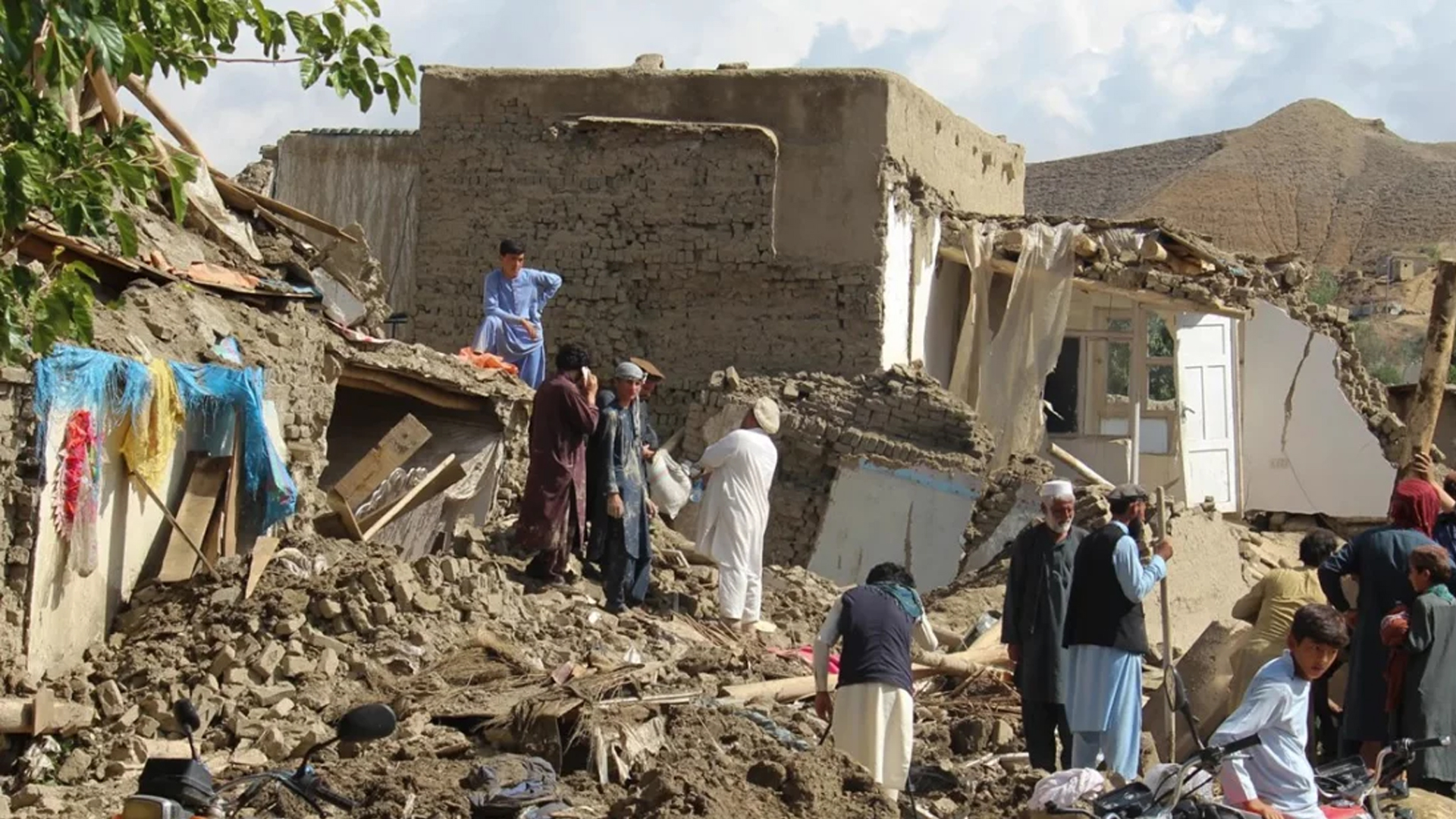 আফগানিস্তানের হিন্দুকুশ অঞ্চলে ৫.৭ মাত্রার ভূমিকম্প