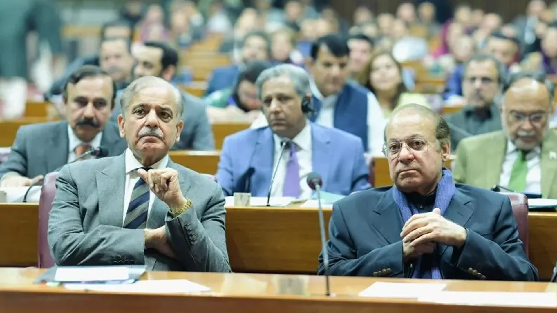 জাতীয় পরিষদে পাস হলো সংবিধানের ২৭তম সংশোধনী বিল