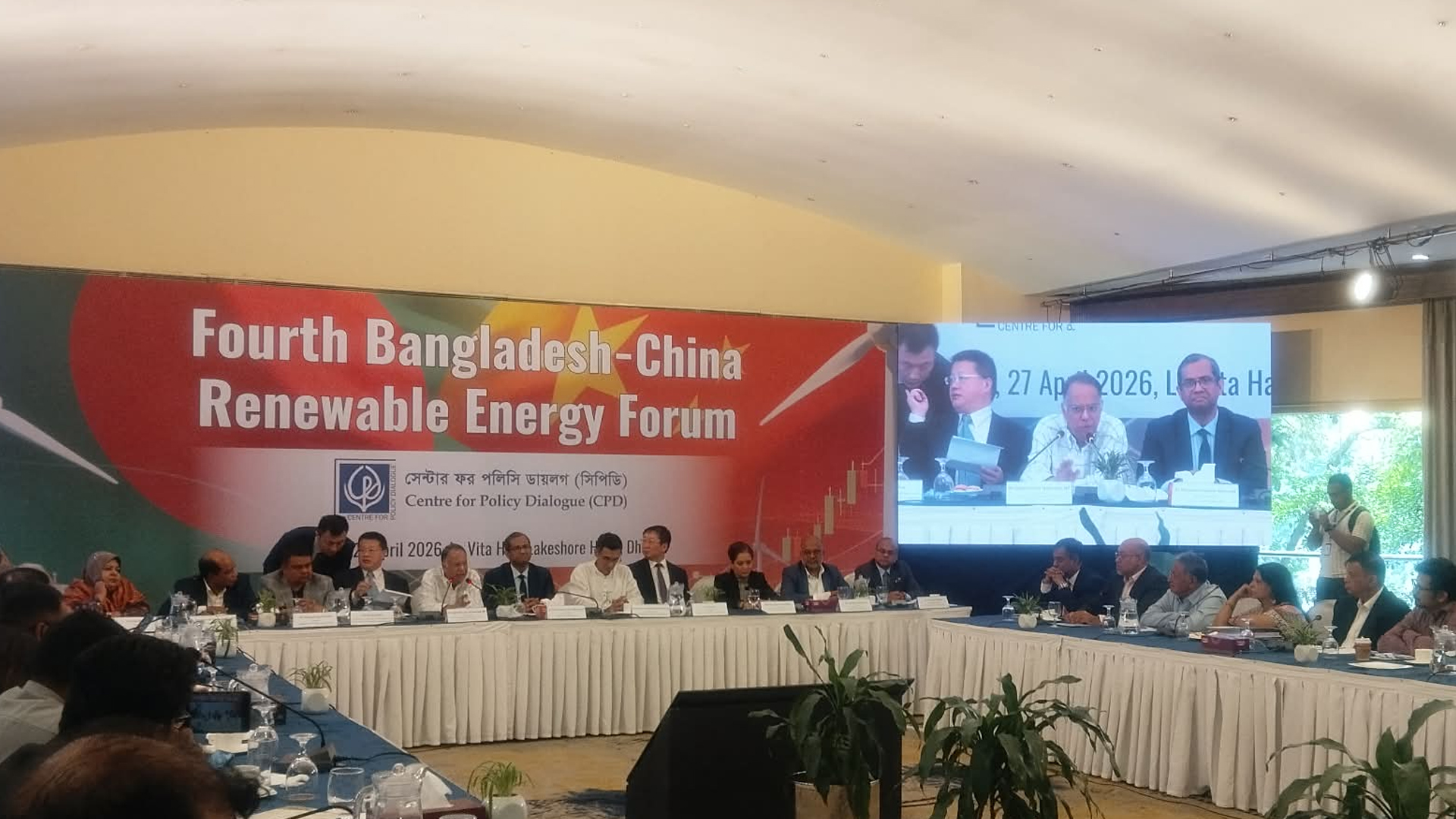 পাঁচ বছরে ১০ হাজার মেগাওয়াট সৌরবিদ্যুৎ উৎপাদন করতে চায় সরকার: বিদ্যুৎমন্ত্রী