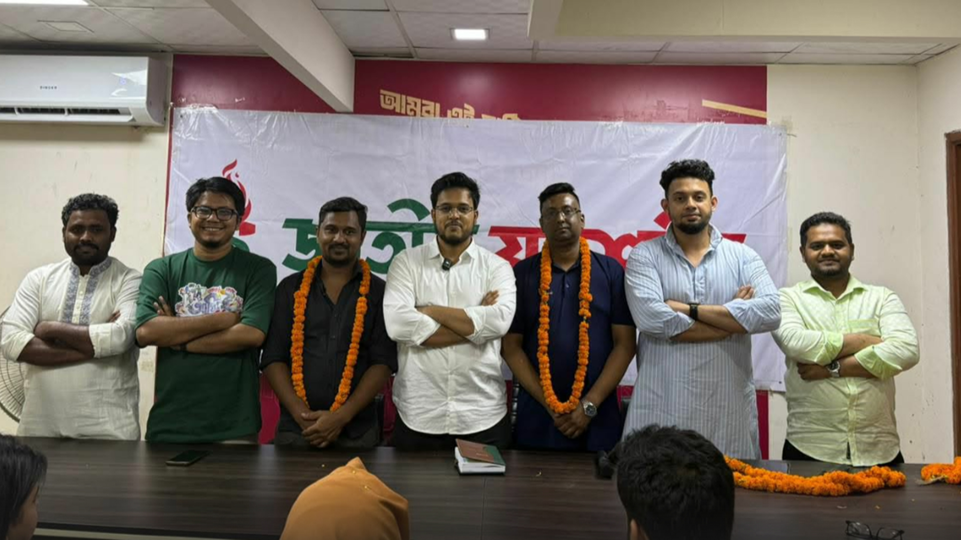 এনসিপির যুবশক্তিতে যোগ দিলেন খ্রিস্টান অ্যাসোসিয়েশনের ৪ সদস্য