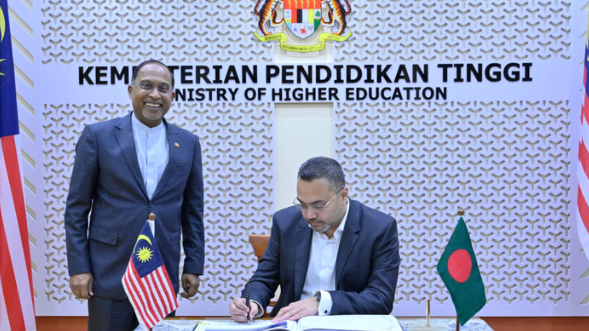 উচ্চশিক্ষা ও দক্ষতা উন্নয়নে বাংলাদেশ-মালয়েশিয়া দ্বিপাক্ষিক সহযোগিতা জোরদারের অঙ্গীকার