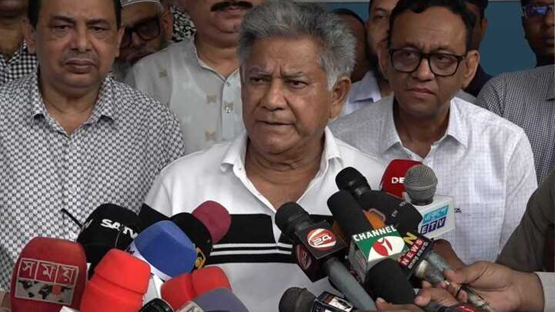 বিশ্বব্যাংকের প্রকল্প পেলে স্থলবন্দরের উন্নয়ন করা হবে: উপদেষ্টা সাখাওয়াত