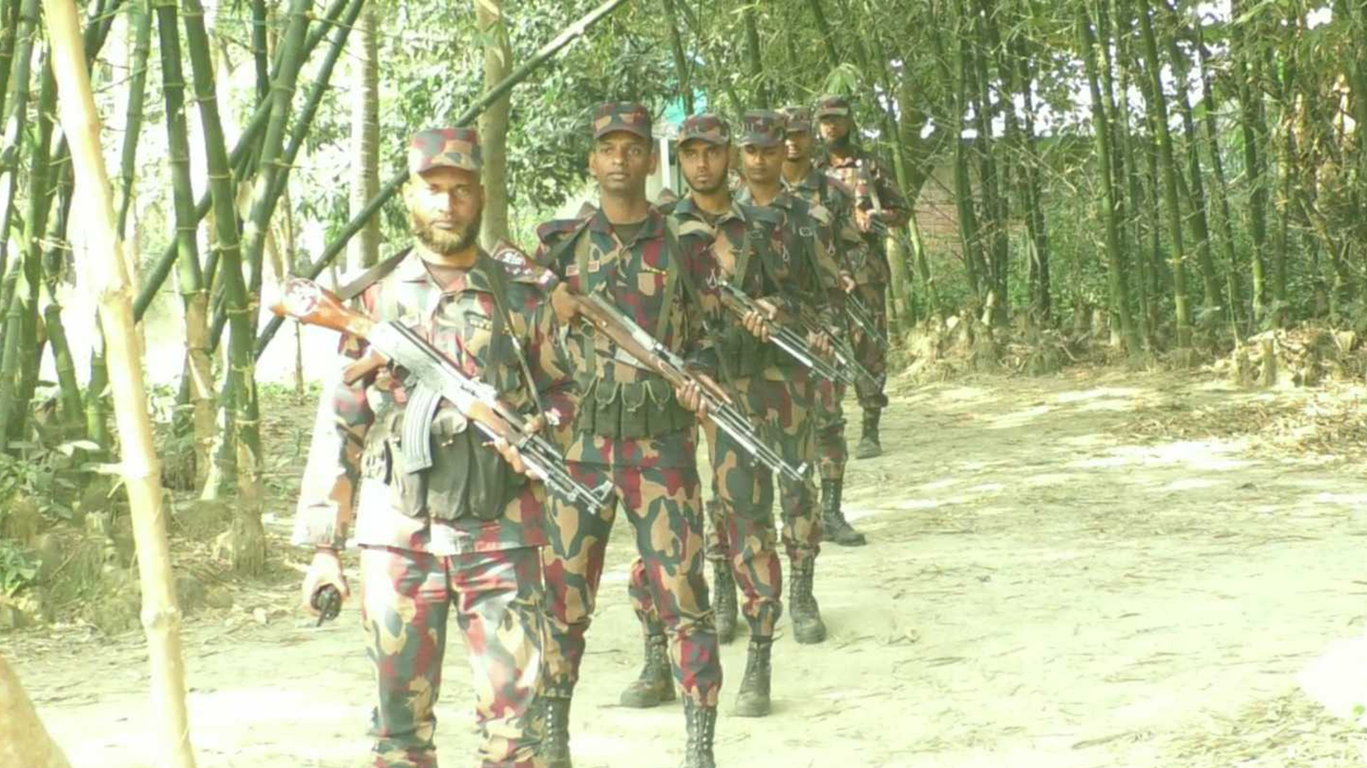 ওপারে পুশইনের তোড়জোড়, বেনাপোলে দেড় গুণ বিজিবি মোত