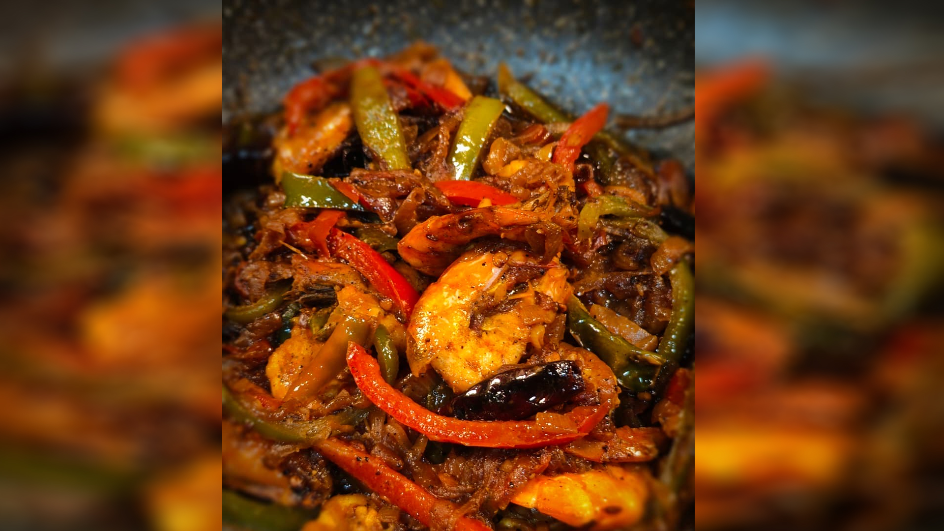 চিংড়ি প্রেমীদের জন্য সুস্বাদু প্রন ঝাল ফ্রেজি