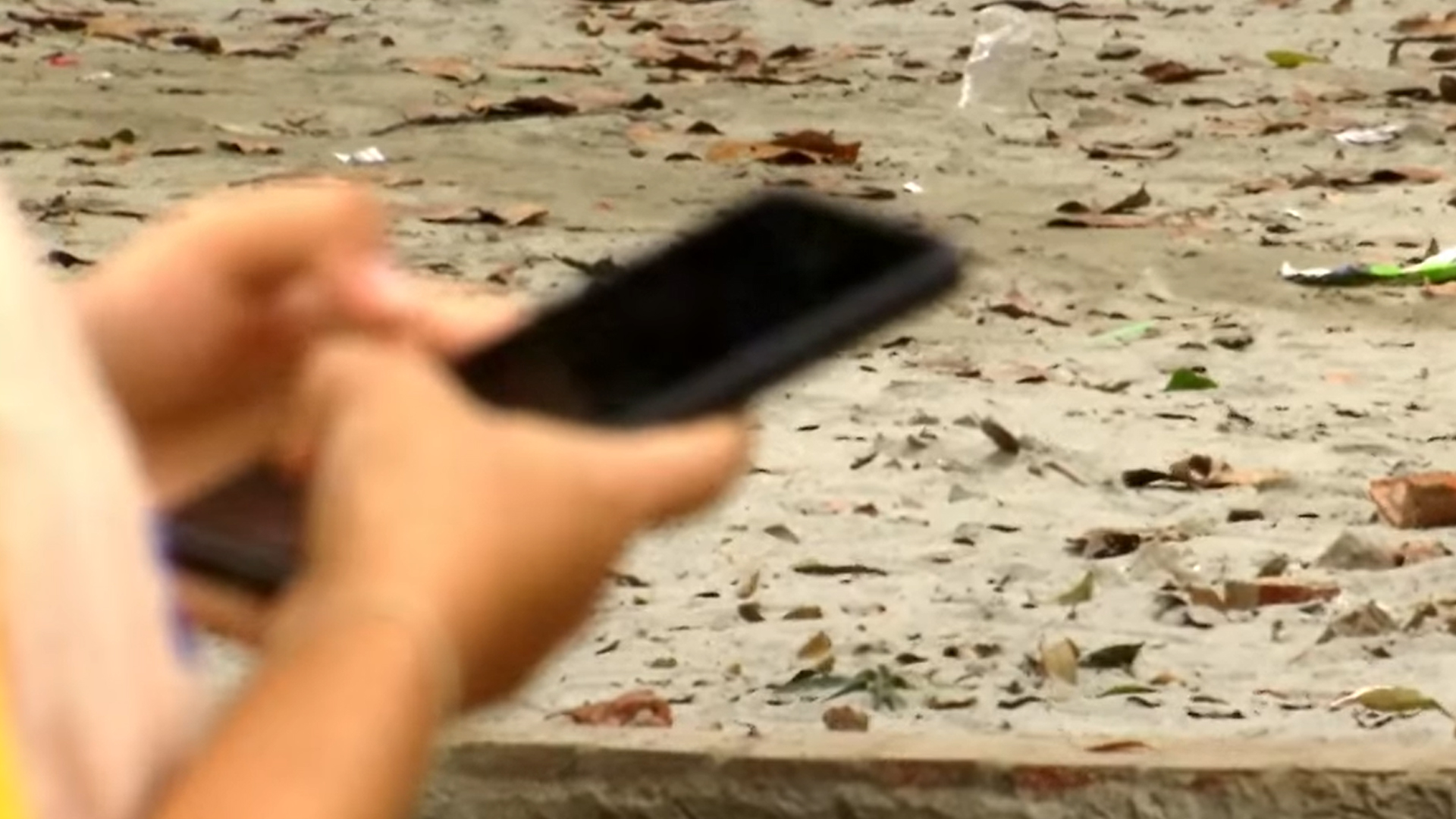 এমএফএস এর মাধ্যমে বছরে হাজার হাজার কোটি টাকা পাচার হচ্ছে