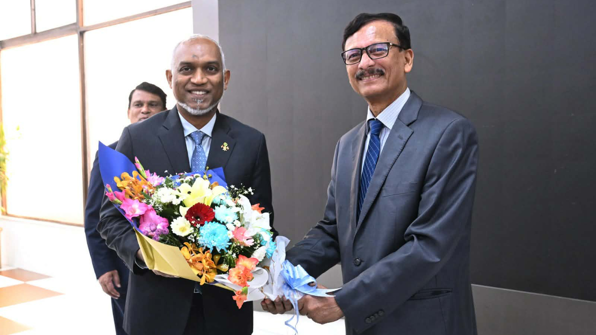 শপথ অনুষ্ঠানে যোগ দিতে মালদ্বীপের প্রেসিডেন্ট ঢাকায়