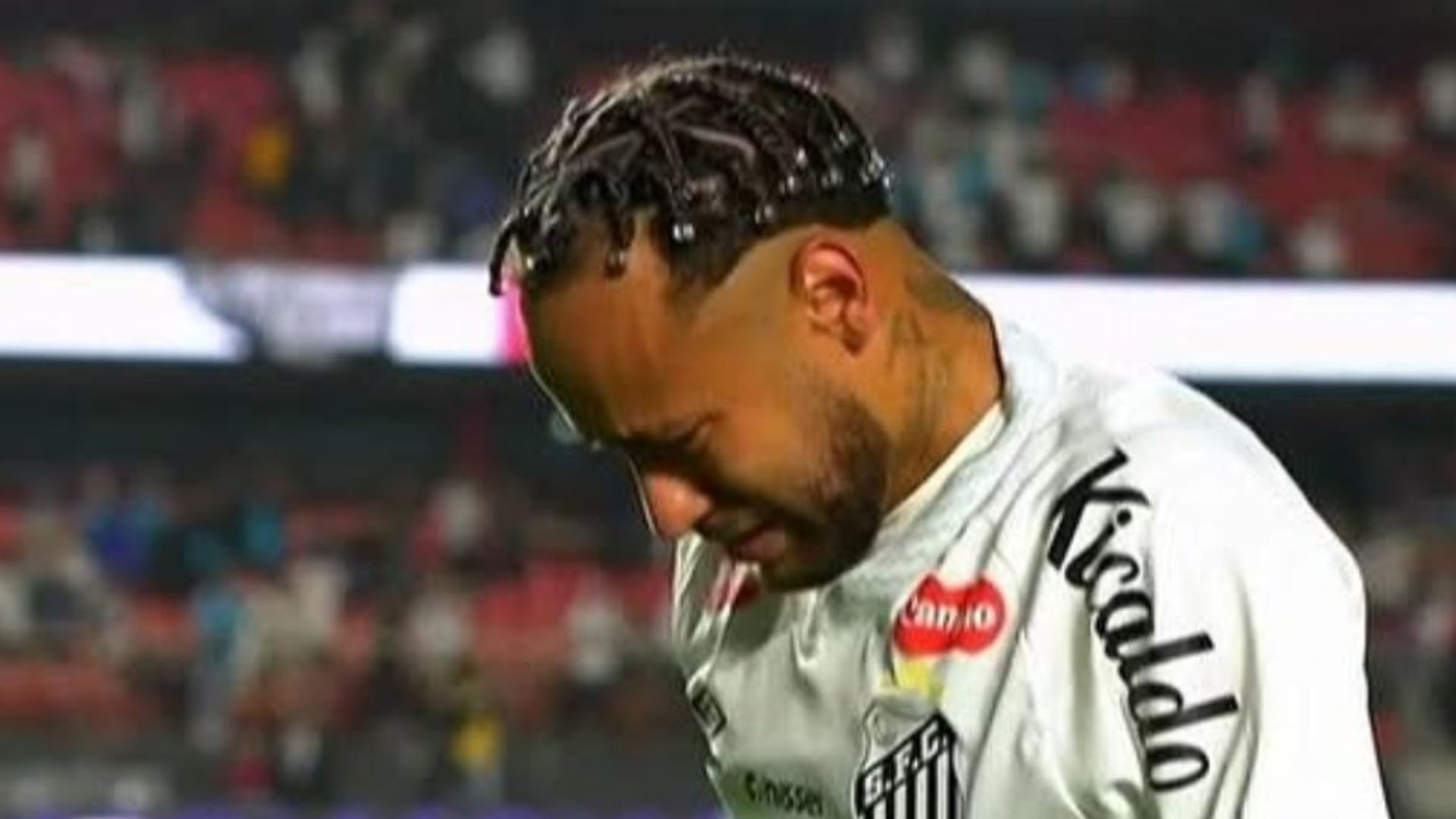 Yalangoch bokira qizlarning fotosuratlari Qizning külotlari