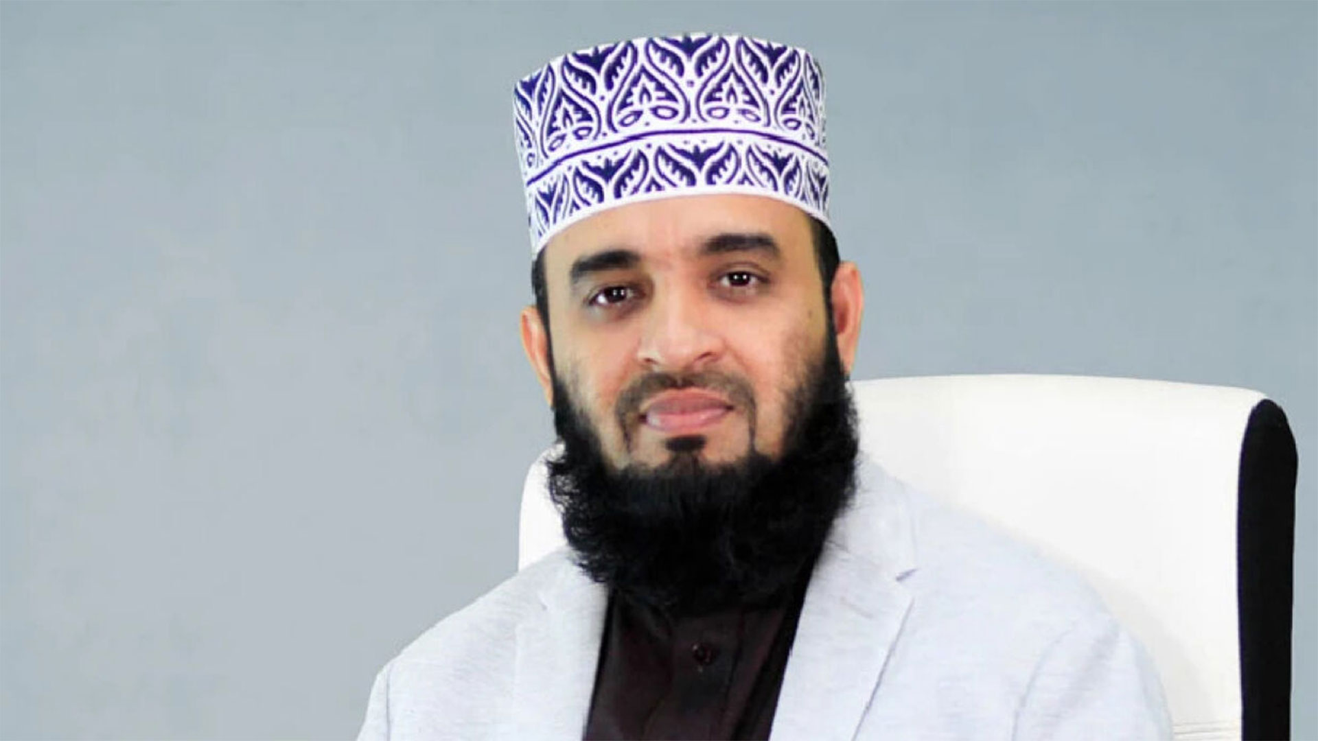 জিজ্ঞাসাবাদ শেষে আজহারীকে ছেড়ে দিলো ইমিগ্রেশন পুল...