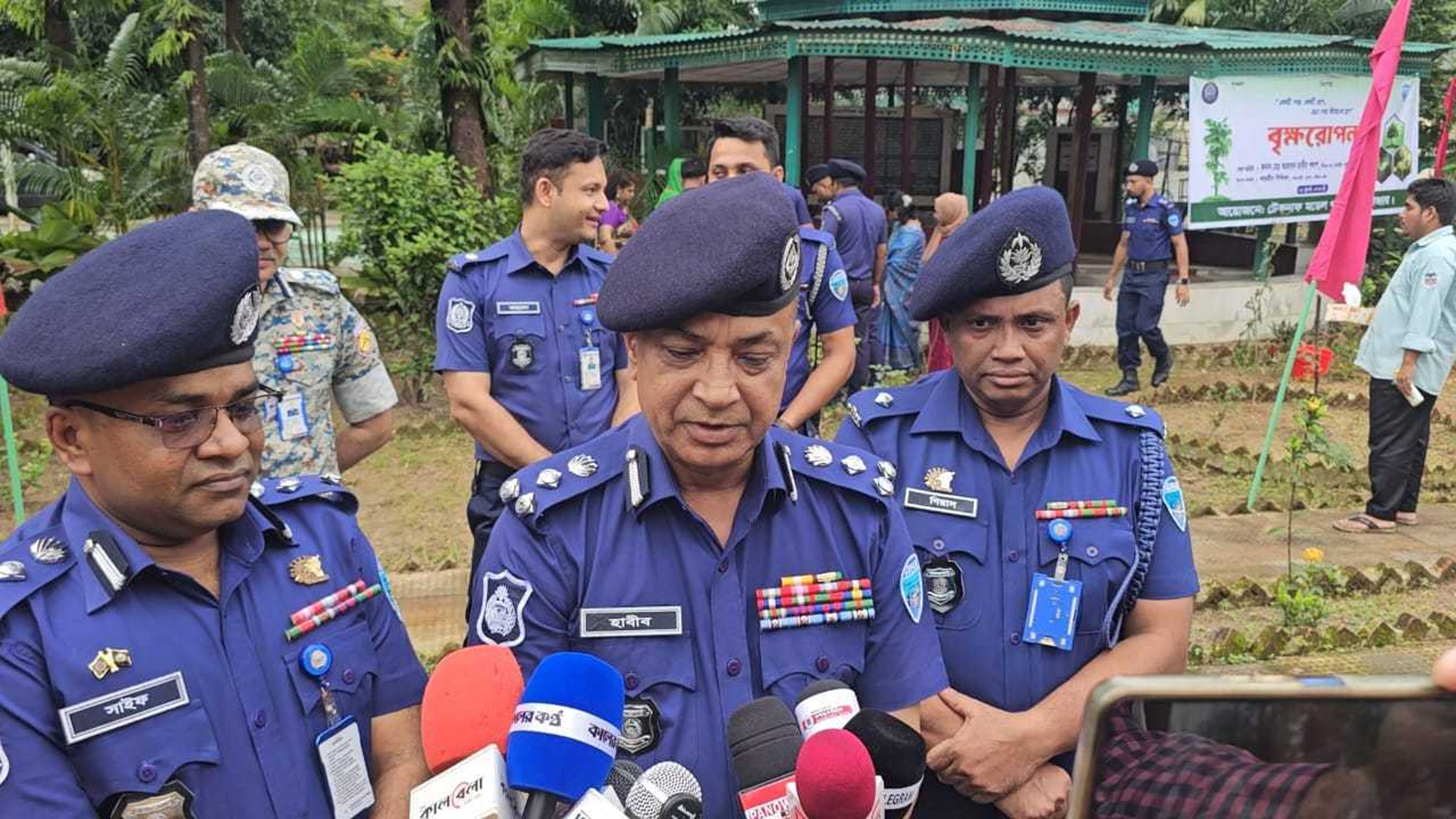 সীমান্তে মাদক রোধে সরকার পরিকল্পনা করছে: ডিআইজি