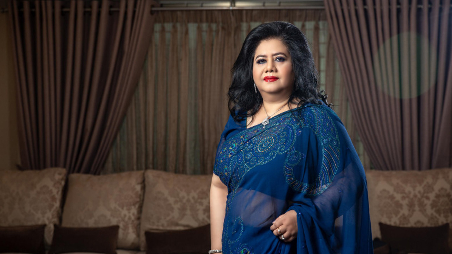 নিজের মৃত্যুর গুজবে ক্ষোভ প্রকাশ রুনা লায়লার