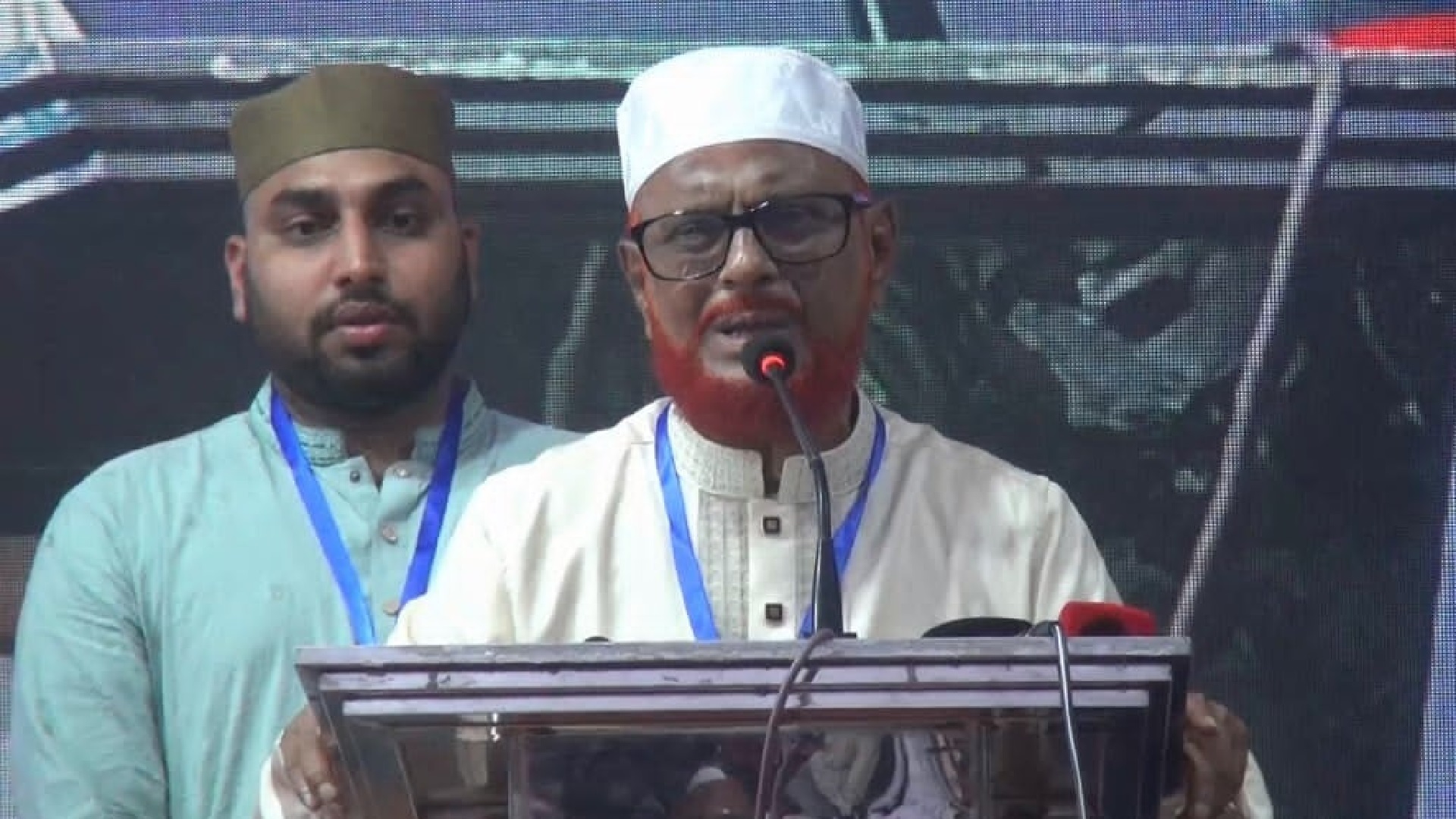 গণভোটের রায় মেনে নিন, বিষয়টি রাজপথে আনবেন না: এটিএম আজহার